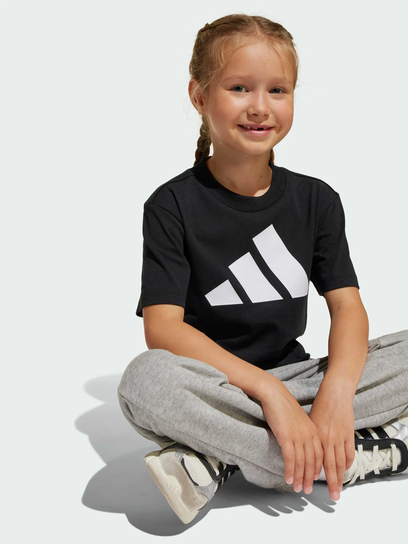 Футболки і поло Adidas Adidas Essentials модель JE1379 Фото