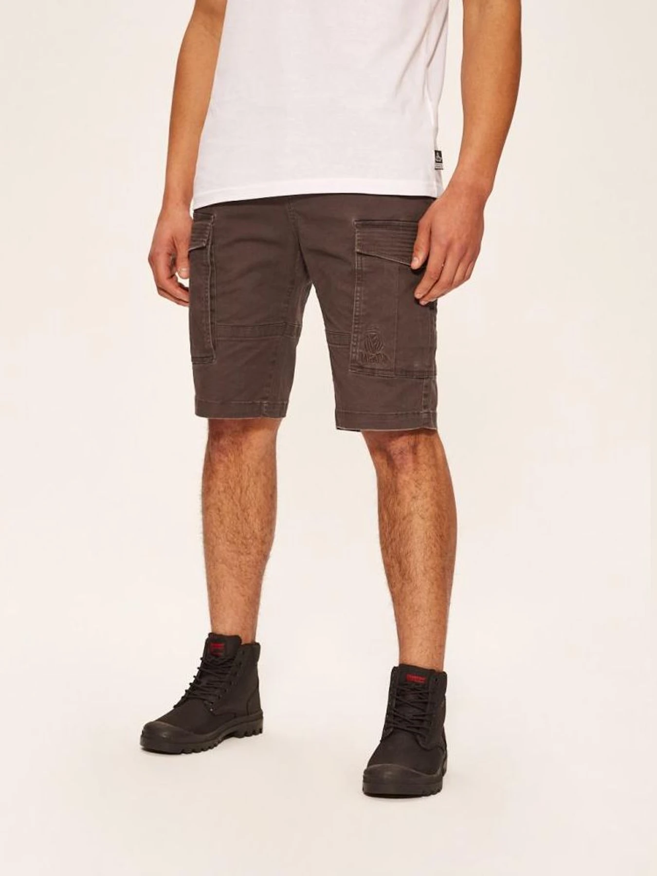 Шорти DIVERSE Dkr Cargos модель 10039189 Шорти DIVERSE Dkr Cargos модель 10039189 Фото