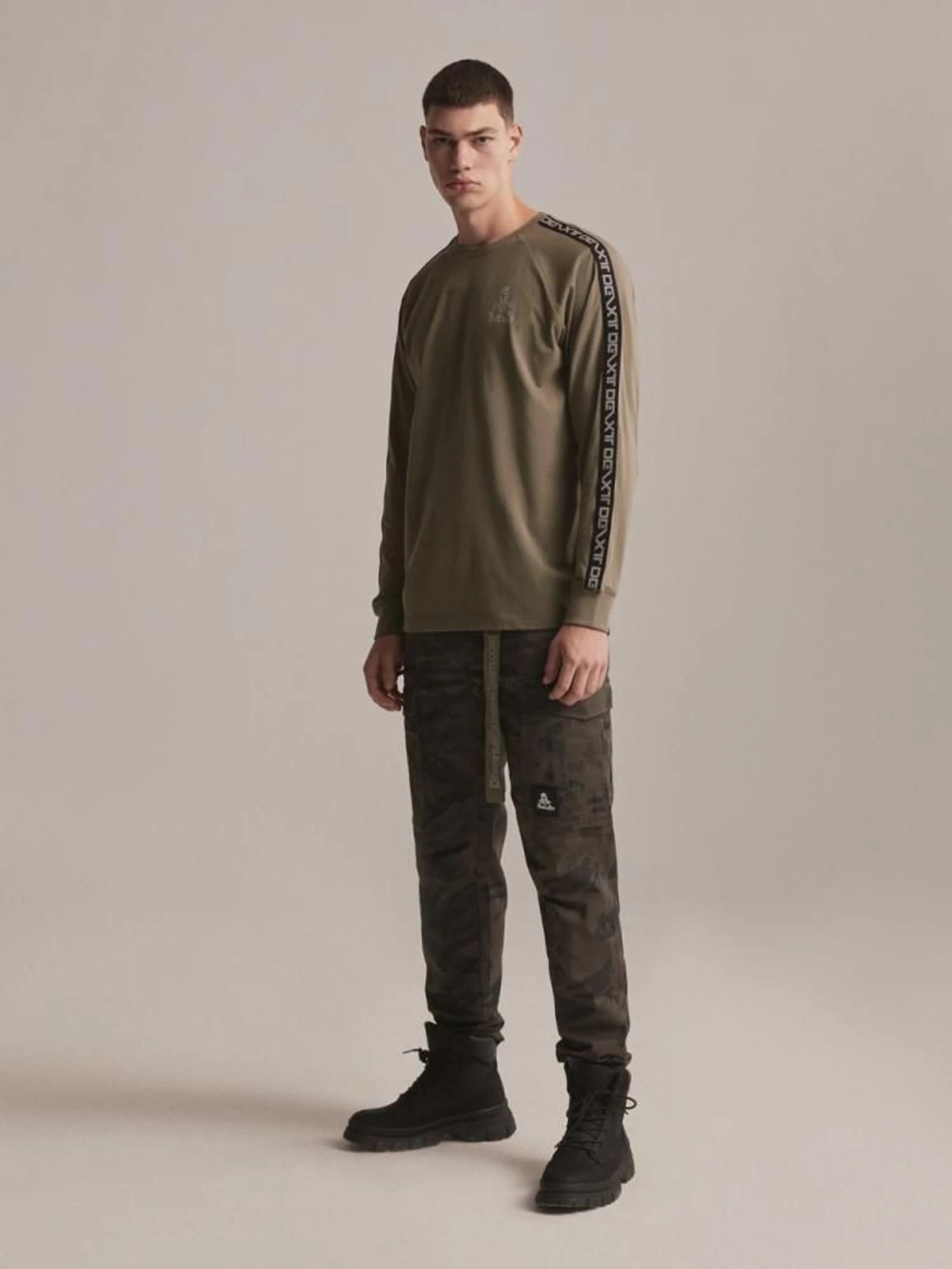 Брюки DIVERSE Dkr Cargo C модель 10043444 Брюки DIVERSE Dkr Cargo C модель 10043444 Фото