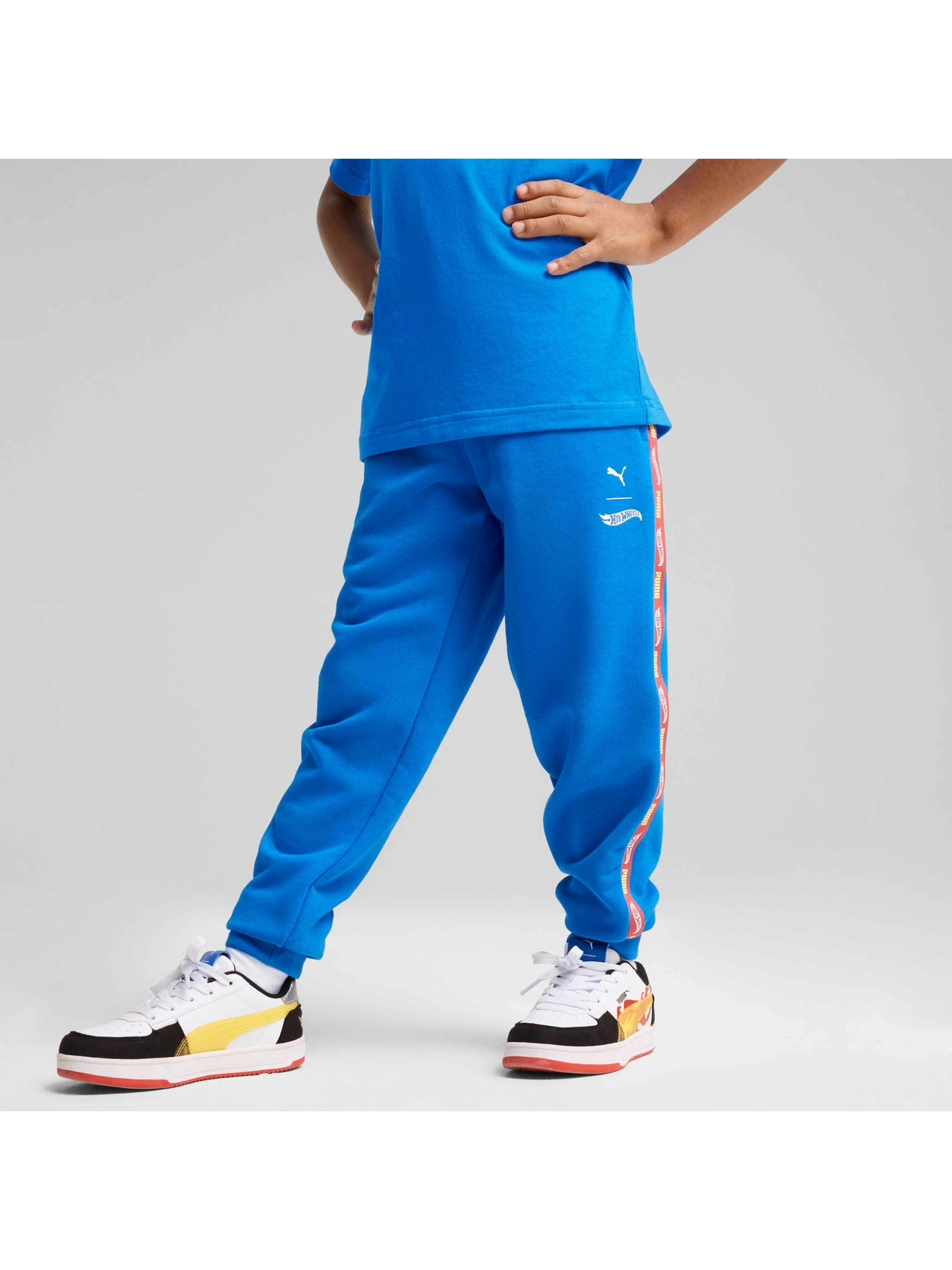 Брюки PUMA x Hot Wheels Sweatpants модель 630072 Брюки PUMA x Hot Wheels Sweatpants модель 630072 Фото