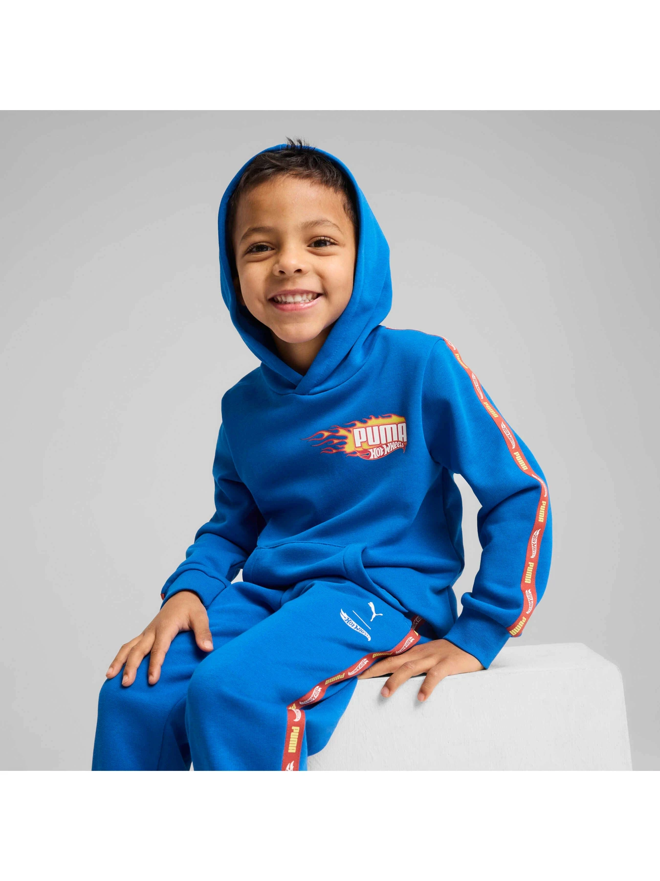 Худи и свитшоты PUMA x Hot Wheels Hoodie модель 630071 Фото