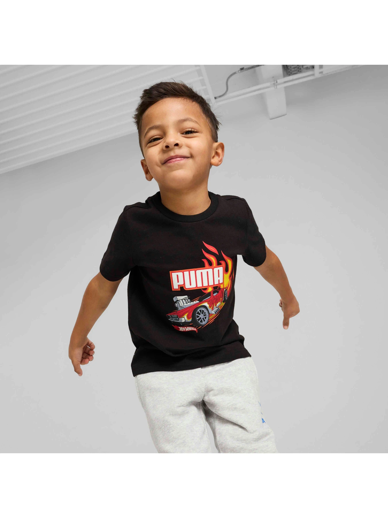Футболки и поло PUMA x Hot Wheels Tee модель 630069 Фото