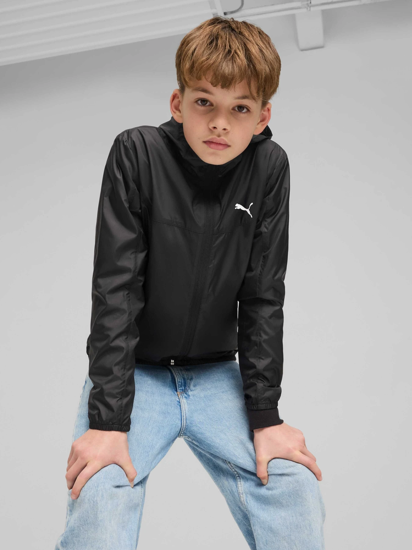 Куртки и дубленки PUMA Ess Uv Windbreaker модель 685165 Фото