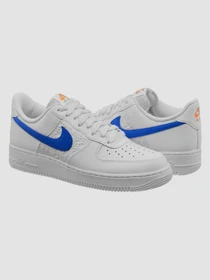 Кроссовки NIKE Air Force модель FD0667-100 Фото