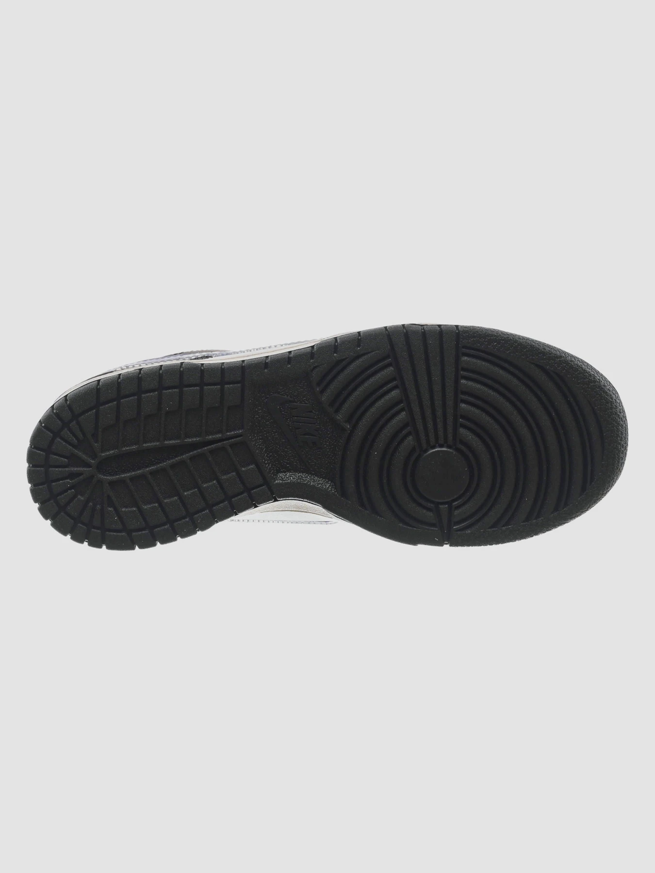 Кросівки NIKE Dunk Low модель FD0689-001 Кросівки NIKE Dunk Low модель FD0689-001 Фото