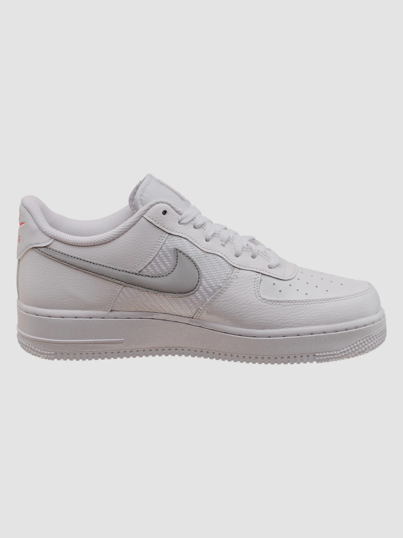 Кроссовки NIKE Air Force модель FD0666-100 Фото