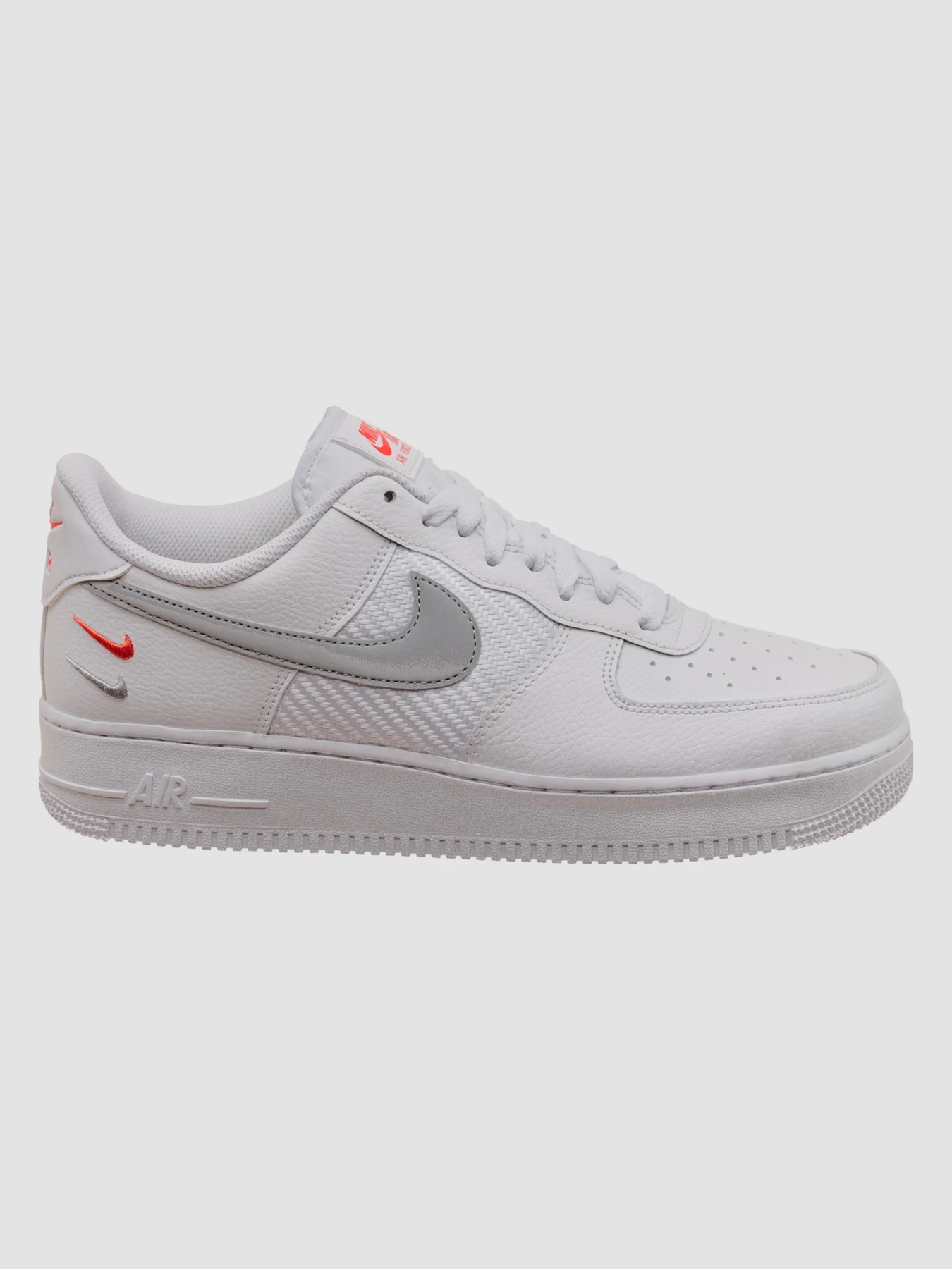 Кроссовки NIKE Air Force модель FD0666-100 Фото