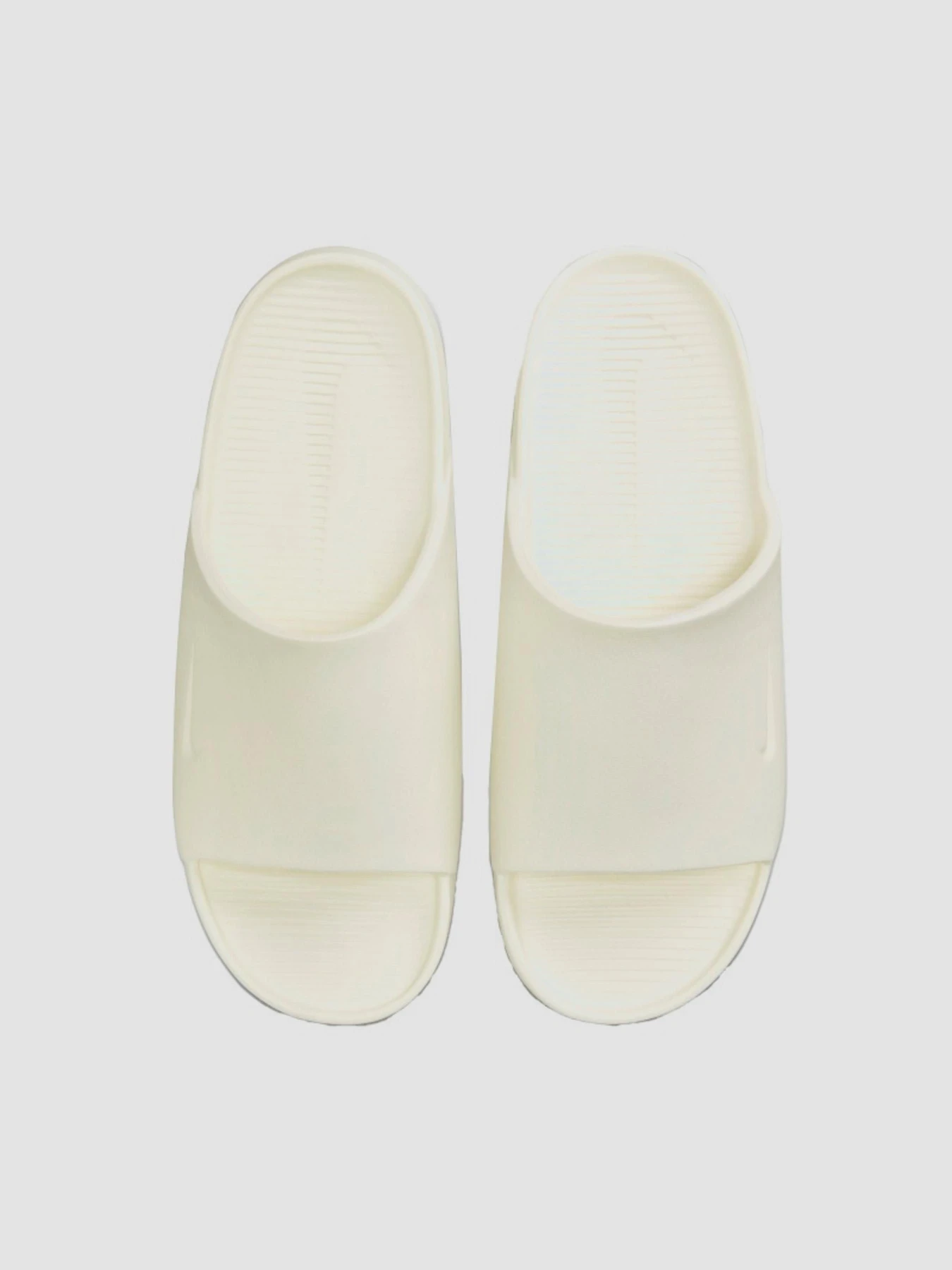 Шлёпанцы NIKE Calm Slide модель FD4116-100 Шлёпанцы NIKE Calm Slide модель FD4116-100 Фото