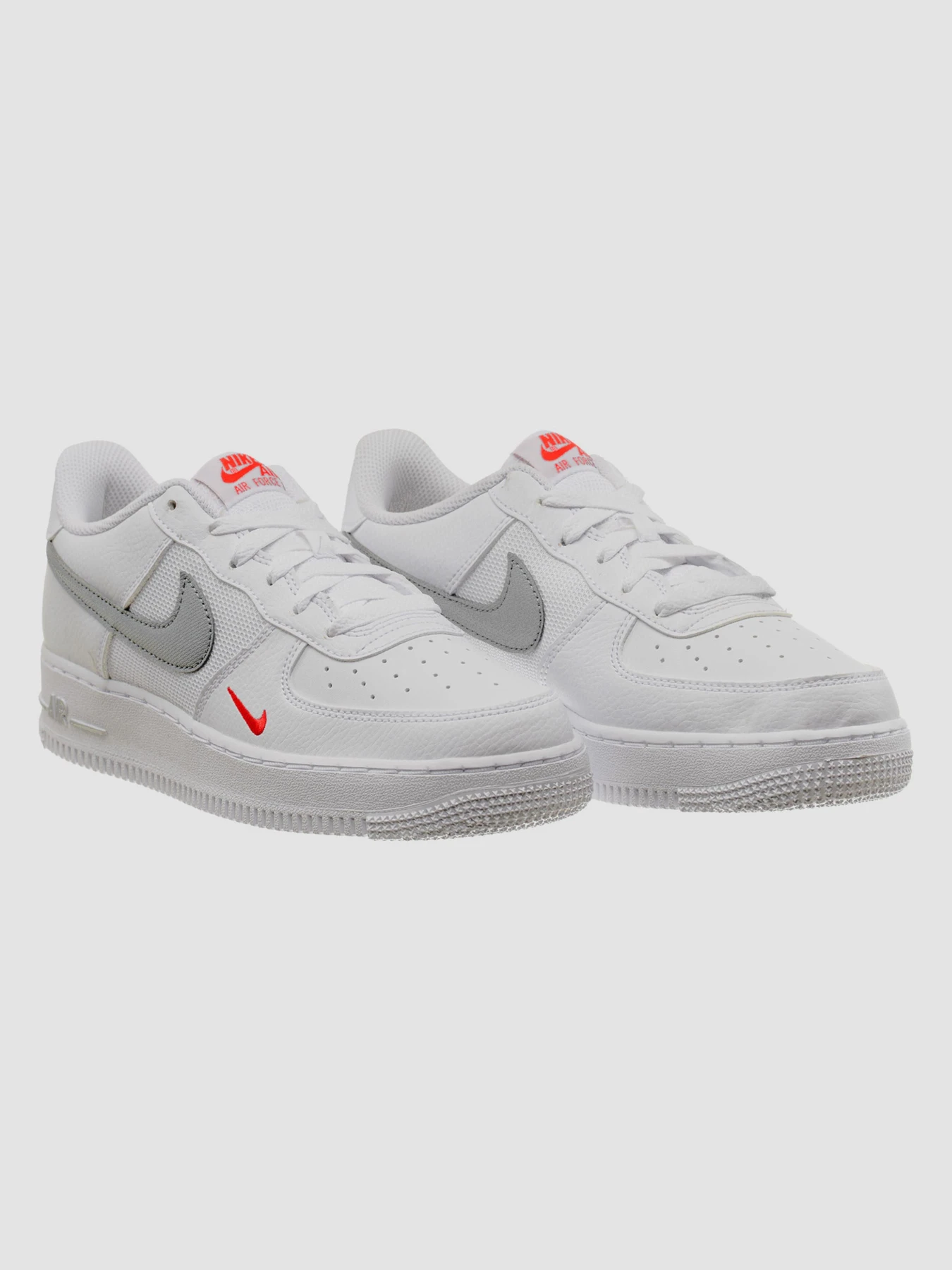 Кроссовки NIKE Air Force модель FD9772-100 Кроссовки NIKE Air Force модель FD9772-100 Фото