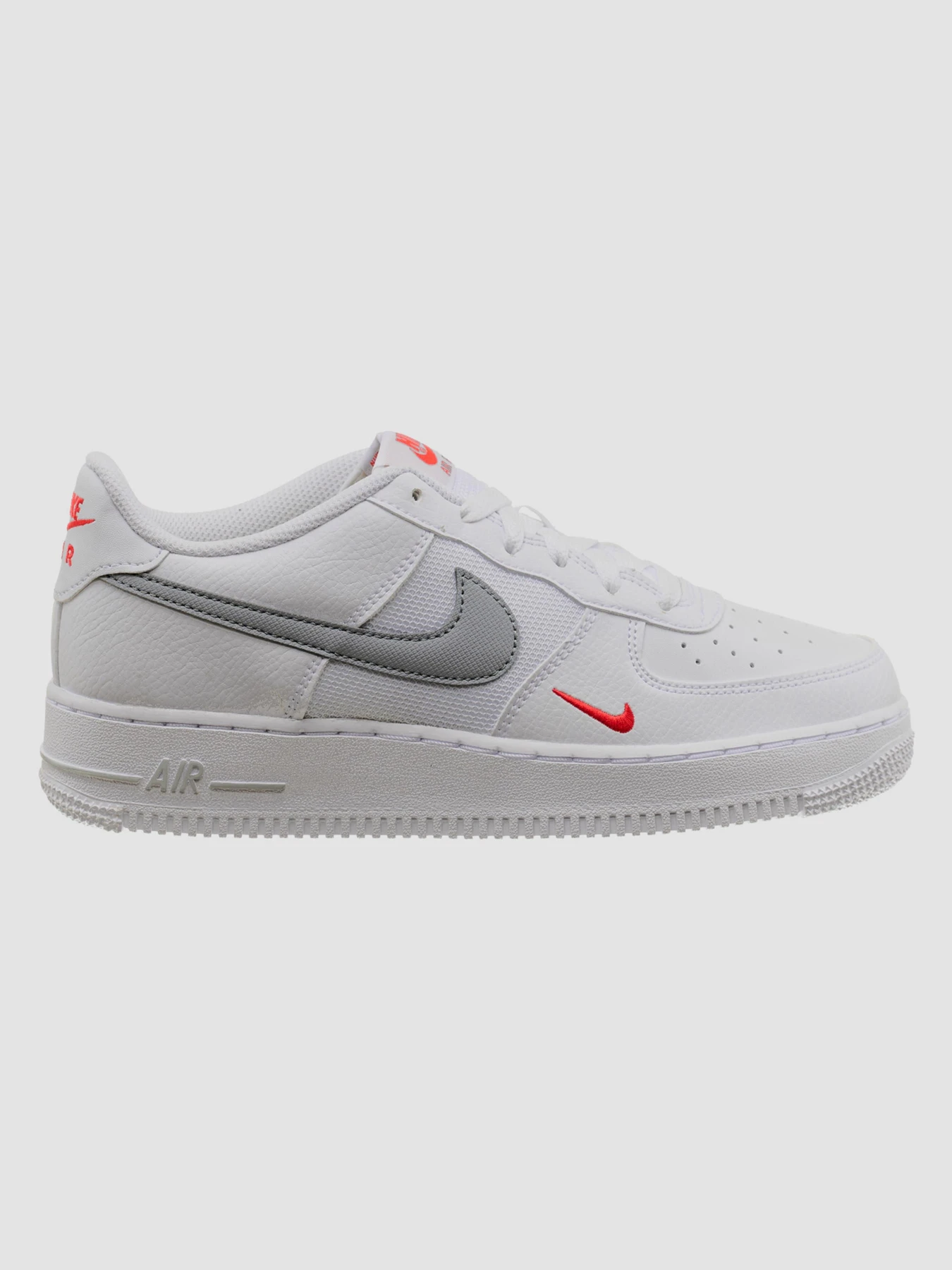 Кроссовки NIKE Air Force модель FD9772-100 Кроссовки NIKE Air Force модель FD9772-100 Фото