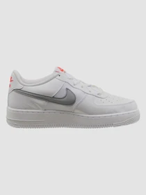 Кроссовки NIKE Air Force модель FD9772-100 Фото
