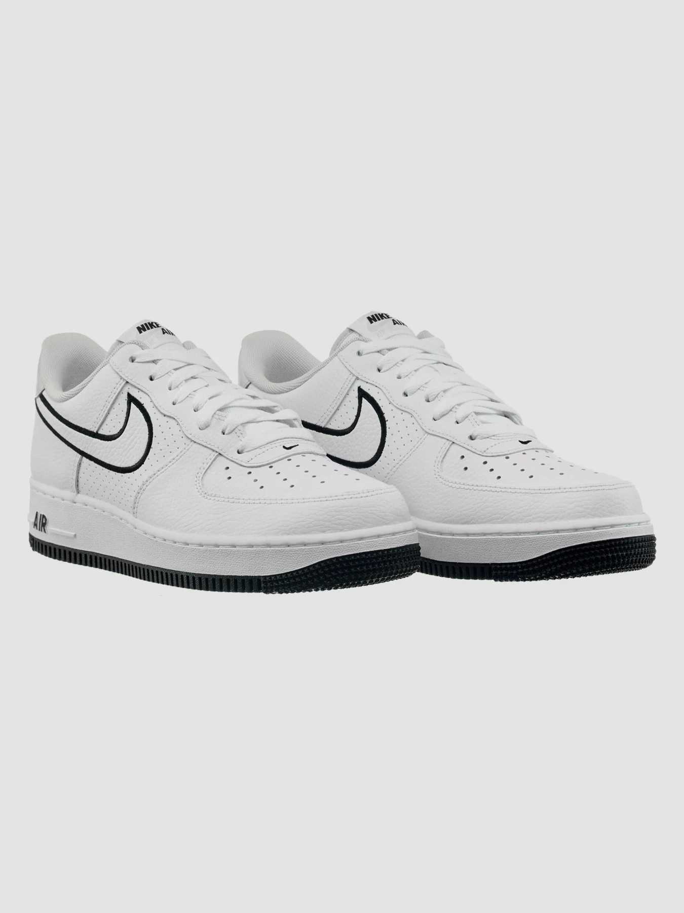 Кроссовки NIKE Air Force модель FJ4211-100 Фото