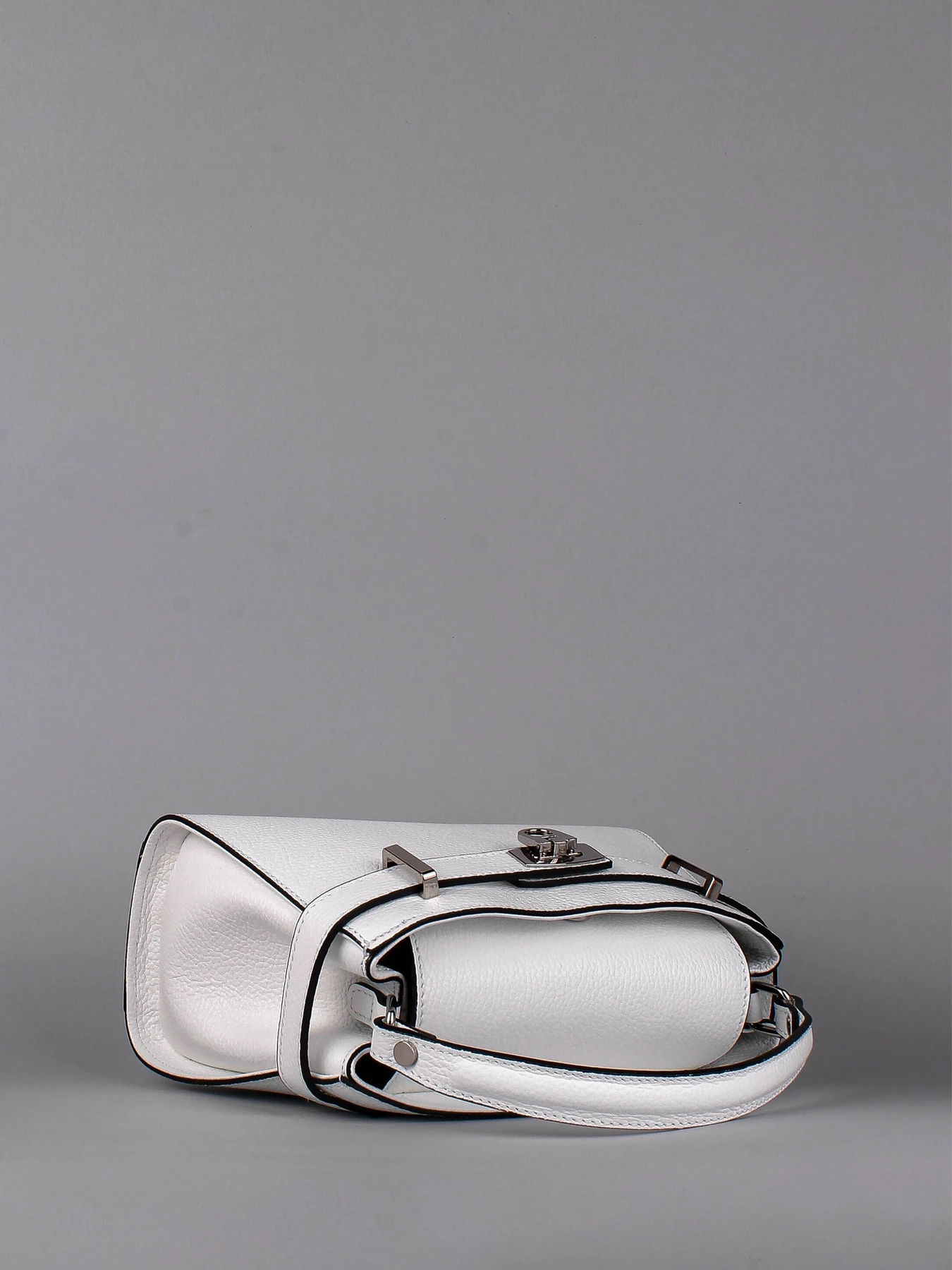 Сумки Bella Bertucci модель 8055-16-32 Фото