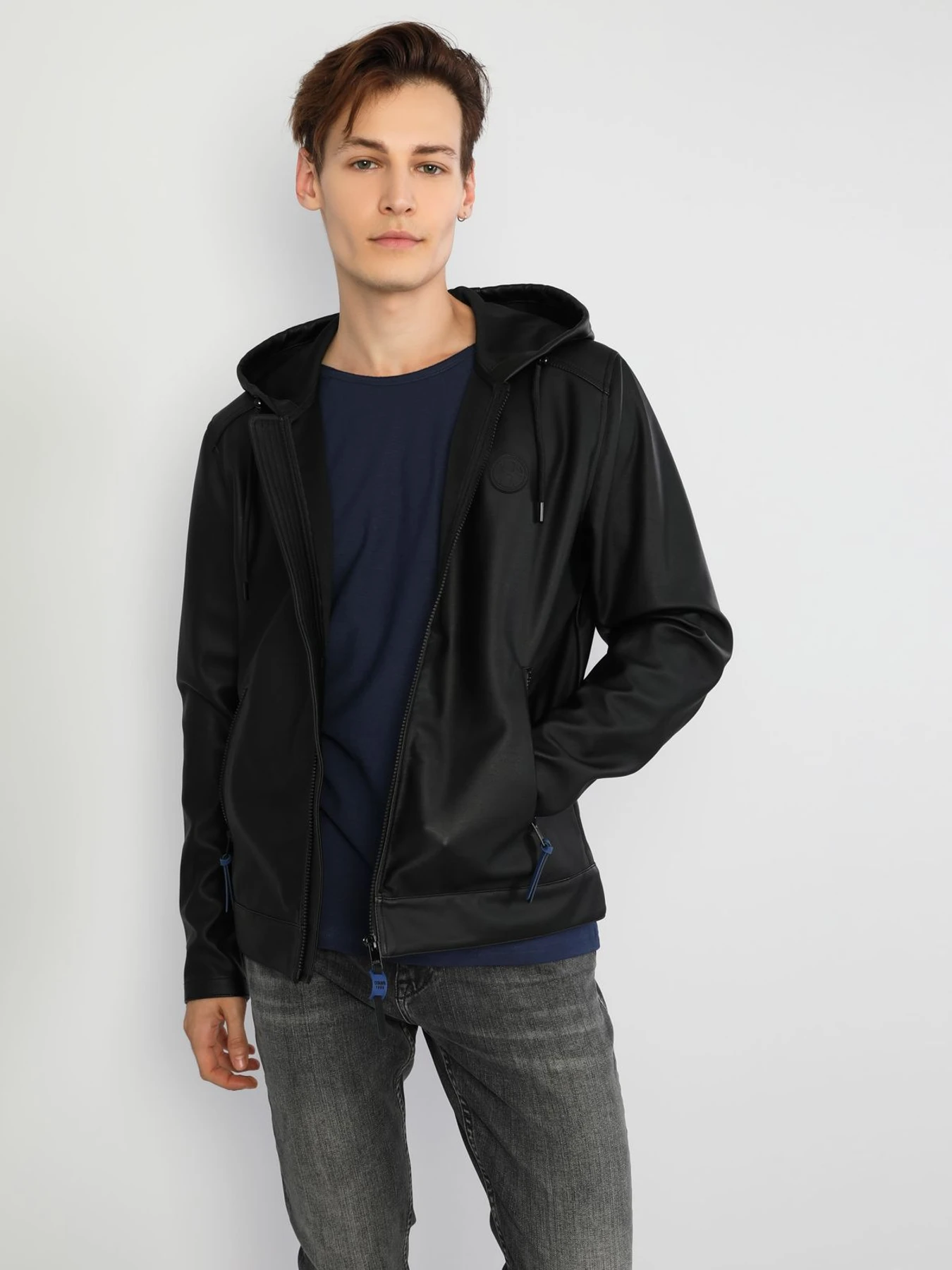 Куртки и дубленки Colin’s модель CL1047913_Q1.V1_BLK Фото
