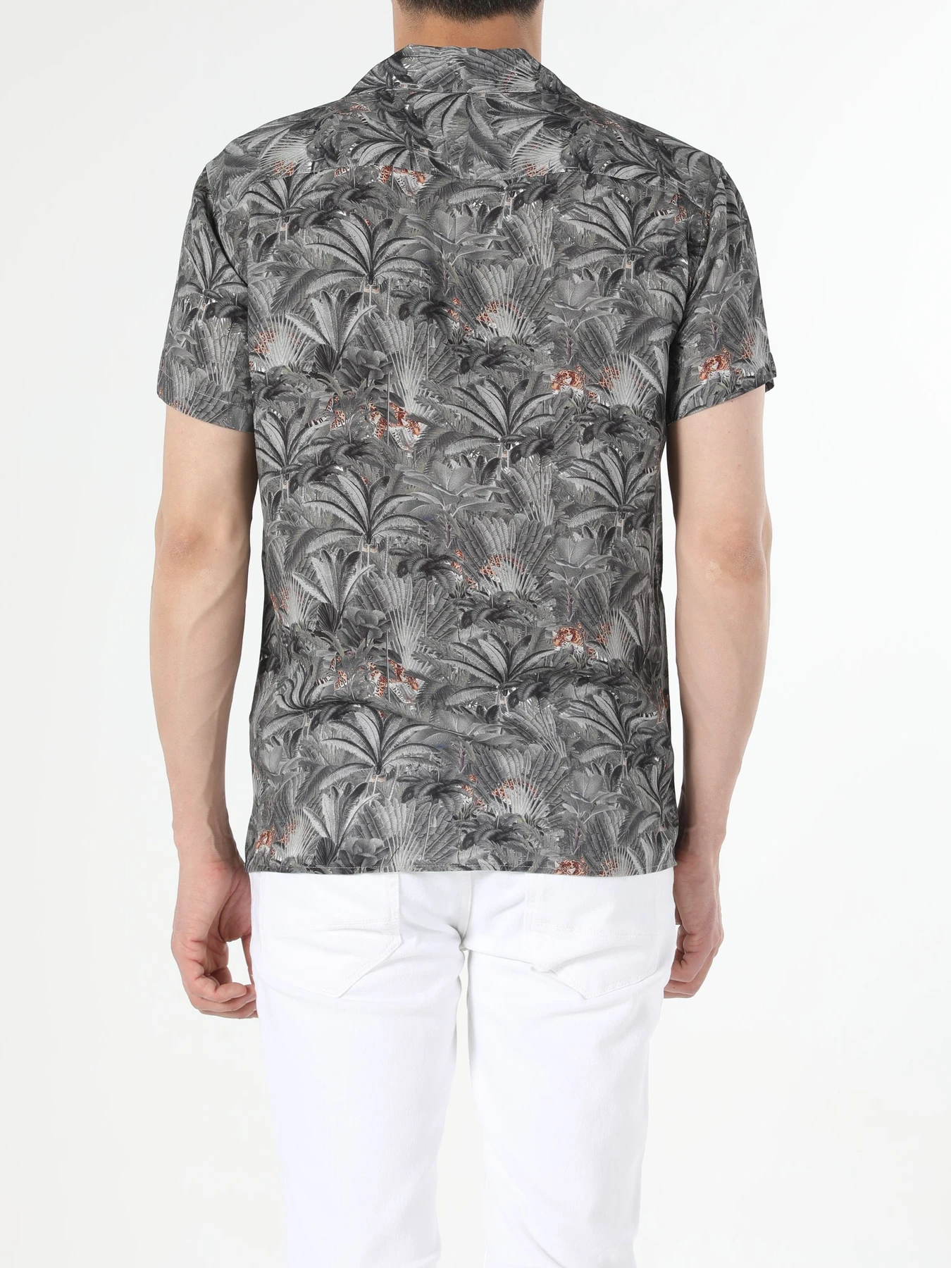 Рубашки Colin’s модель CL1048511_Q1.V1_KHA Фото
