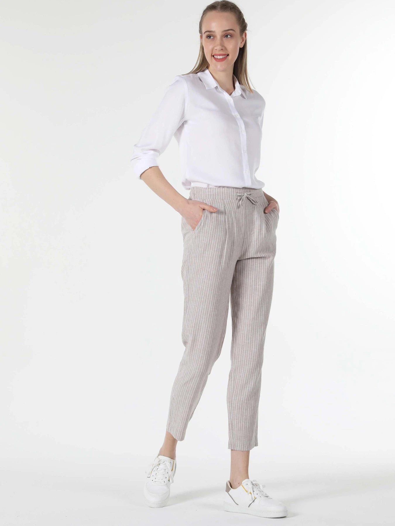 Сорочки Colin’s модель CL1048443_Q1.V1_WHT Фото