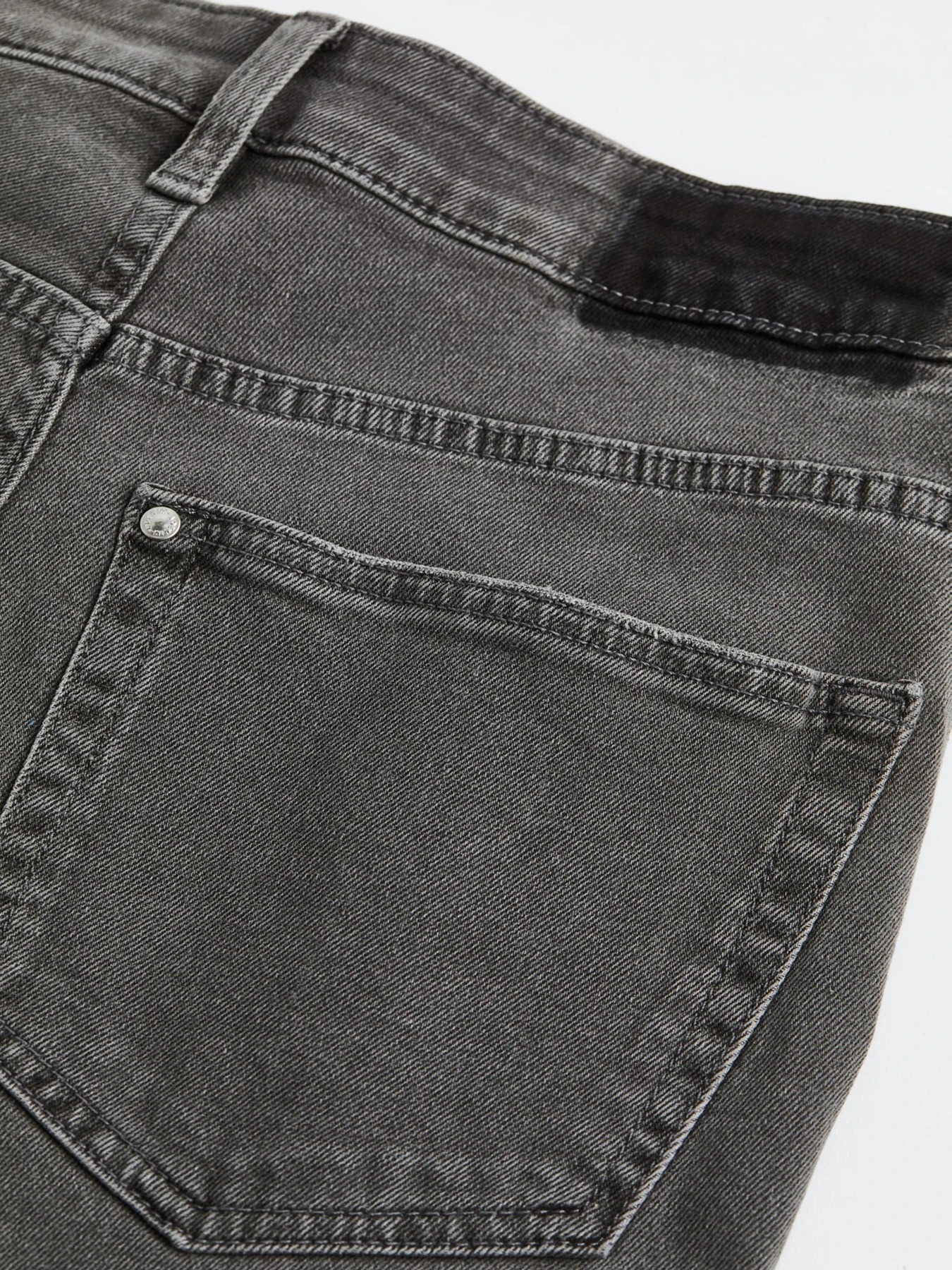 Джинсы H&M модель 75503 Фото