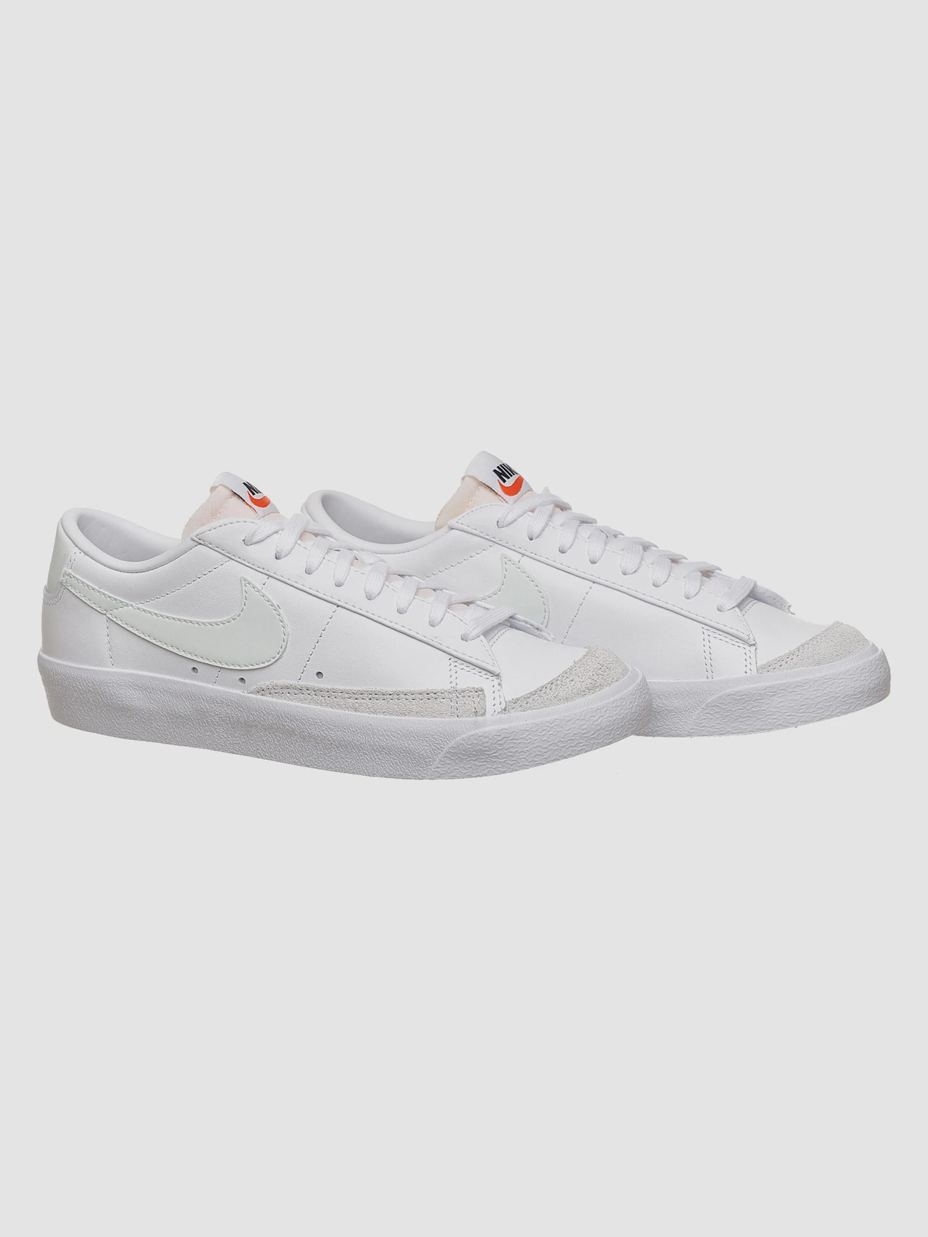 Кросівки NIKE Blazer модель DC4769-111 Кросівки NIKE Blazer модель DC4769-111 Фото