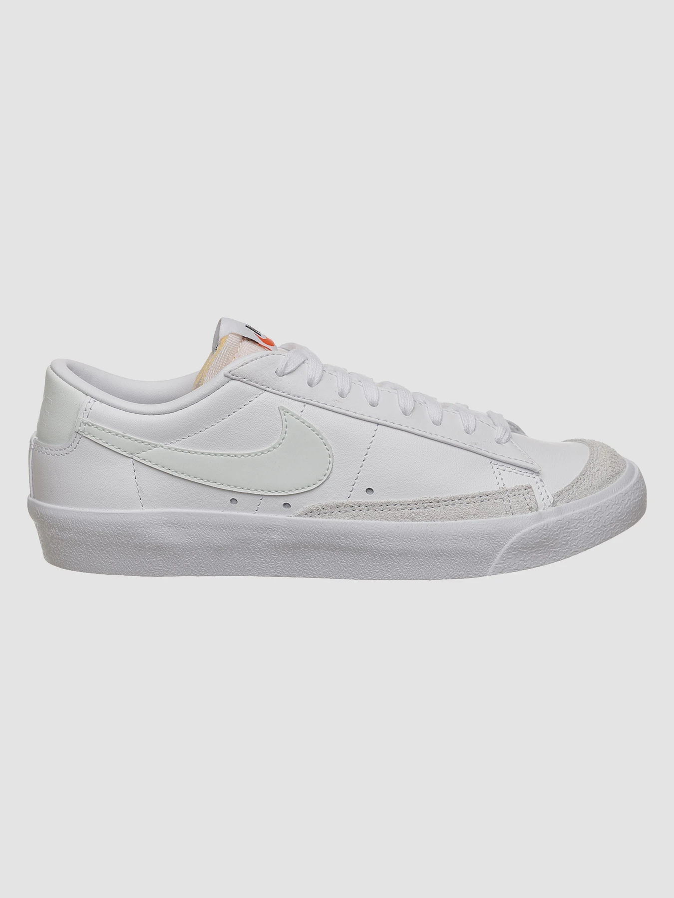 Кросівки NIKE Blazer модель DC4769-111 Кросівки NIKE Blazer модель DC4769-111 Фото