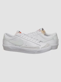 Кросівки NIKE Blazer модель DC4769-111 Фото