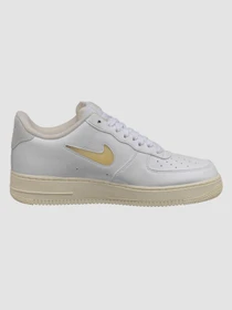 Кроссовки NIKE Air Force модель DC8894-100 Фото