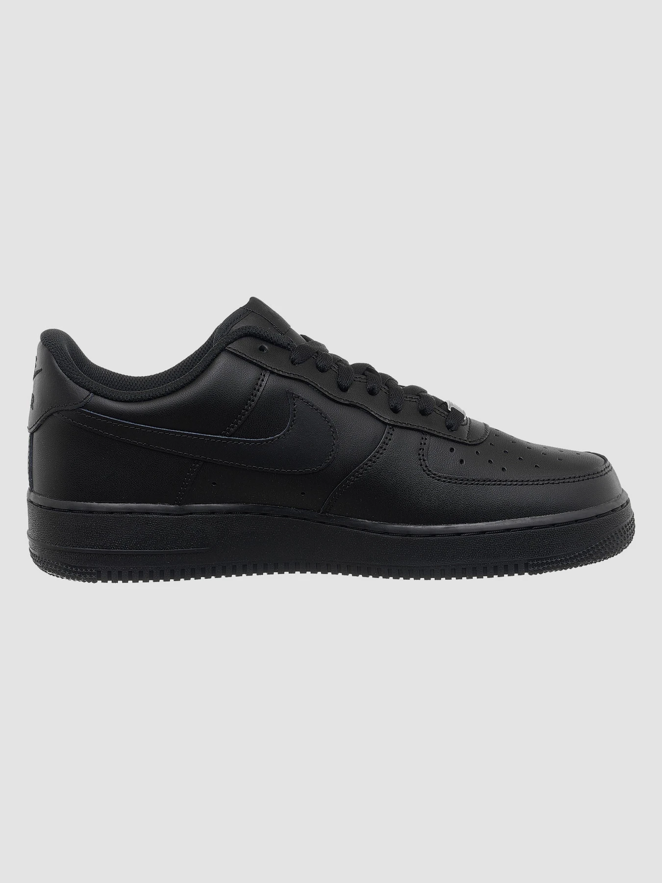 Кросівки NIKE Air Force 1 07 модель CW2288-001 Фото