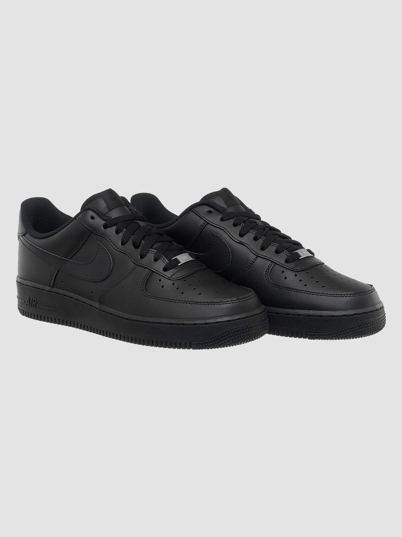 Кросівки NIKE Air Force 1 07 модель CW2288-001 Фото