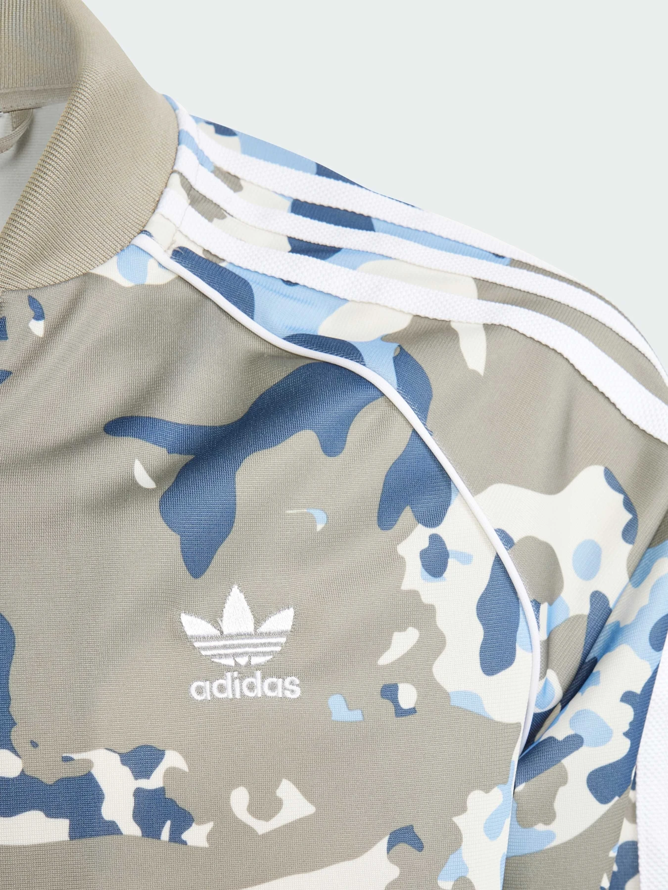 Худи и свитшоты Adidas модель IR7723 Худи и свитшоты Adidas модель IR7723 Фото