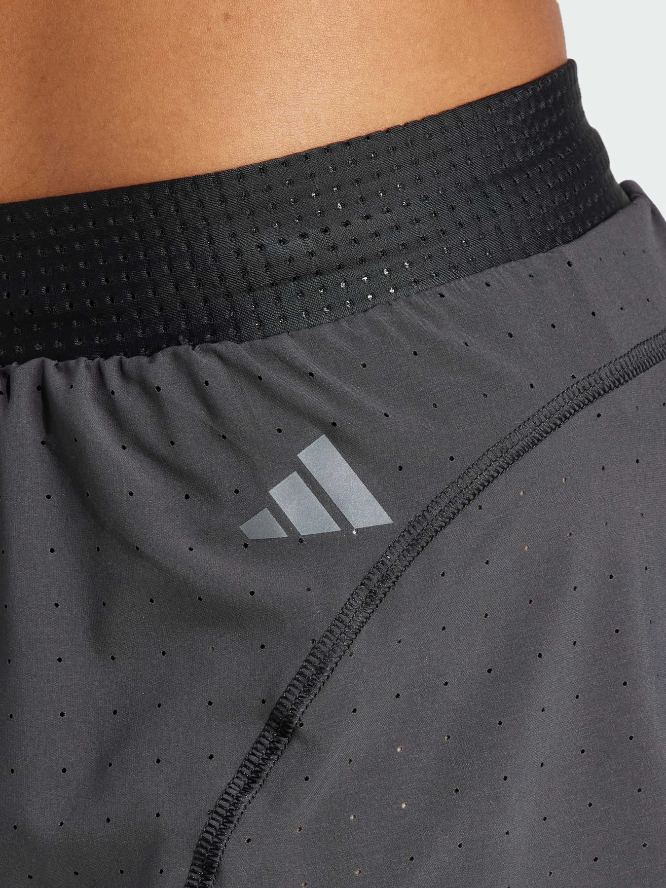 Шорты Adidas adizero модель IK9708 Шорты Adidas adizero модель IK9708 Фото