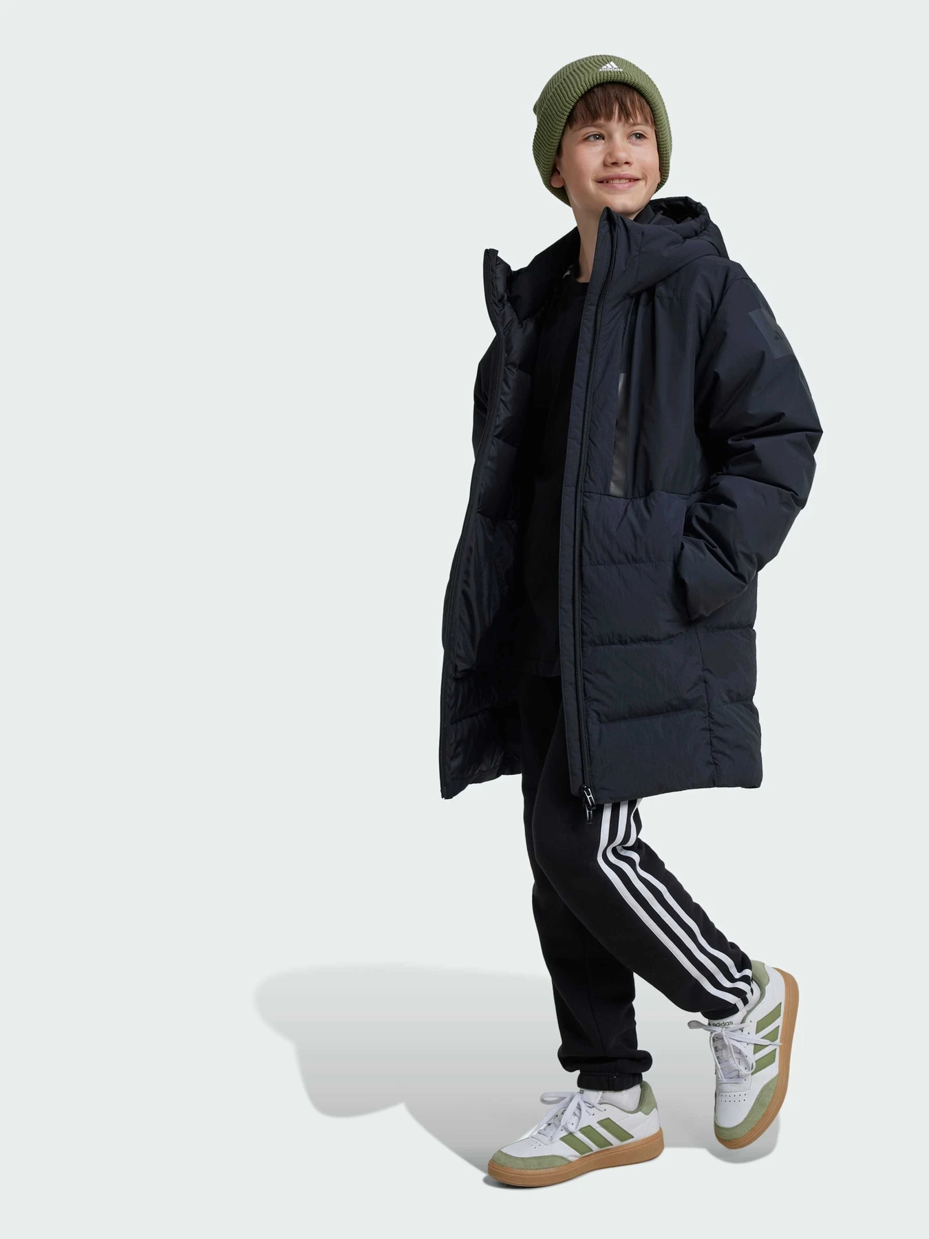 Куртки и дубленки Adidas MyShelter модель JE4120 Фото