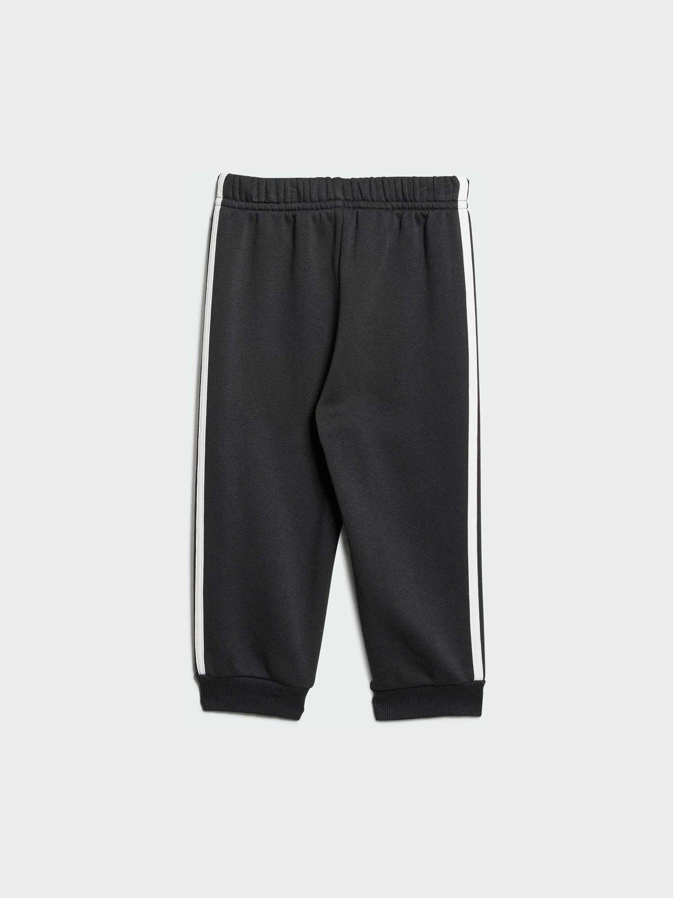 Костюмы Adidas модель IW3491 Костюмы Adidas модель IW3491 Фото