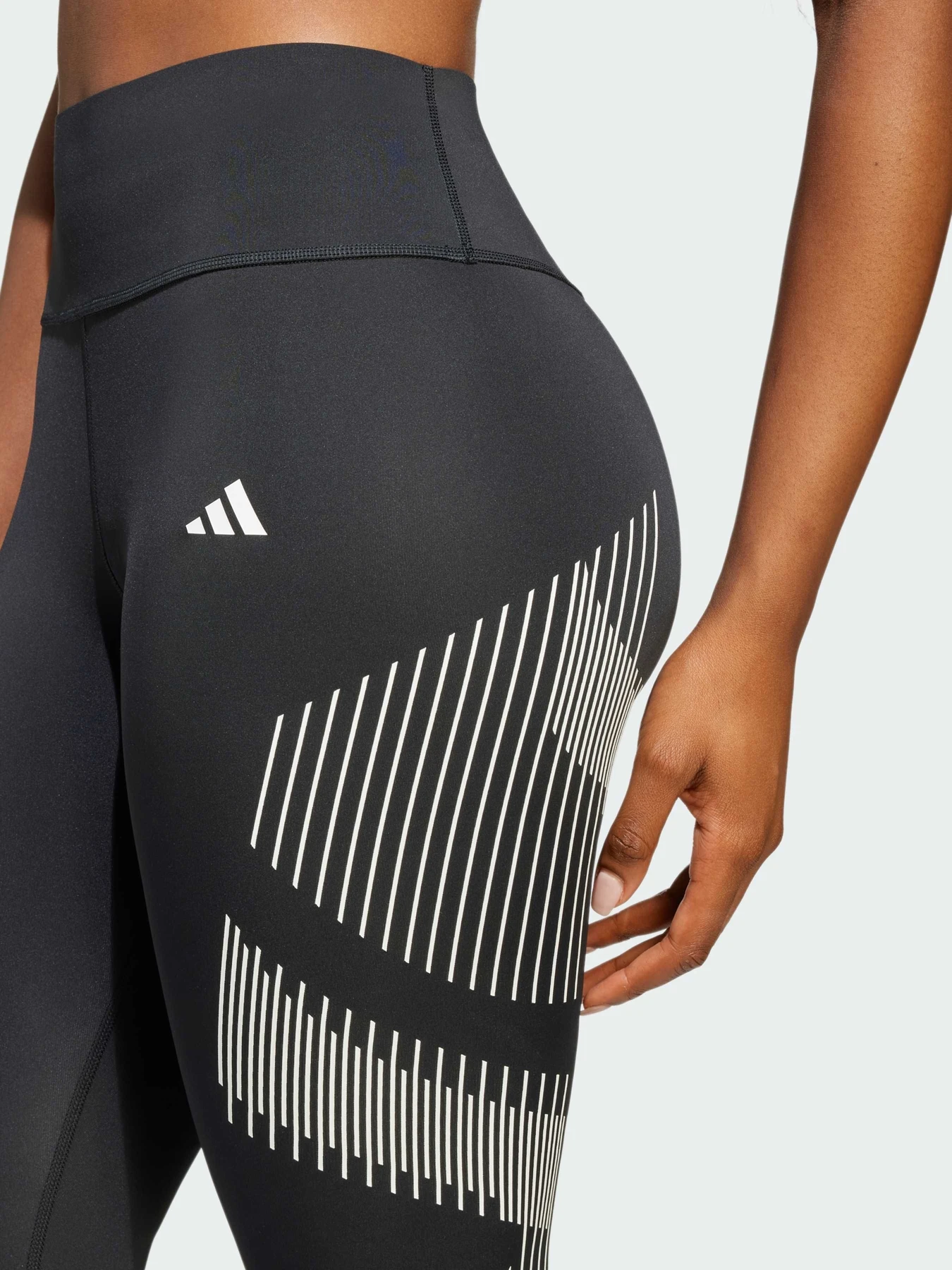 Брюки Adidas модель JI8363 Брюки Adidas модель JI8363 Фото