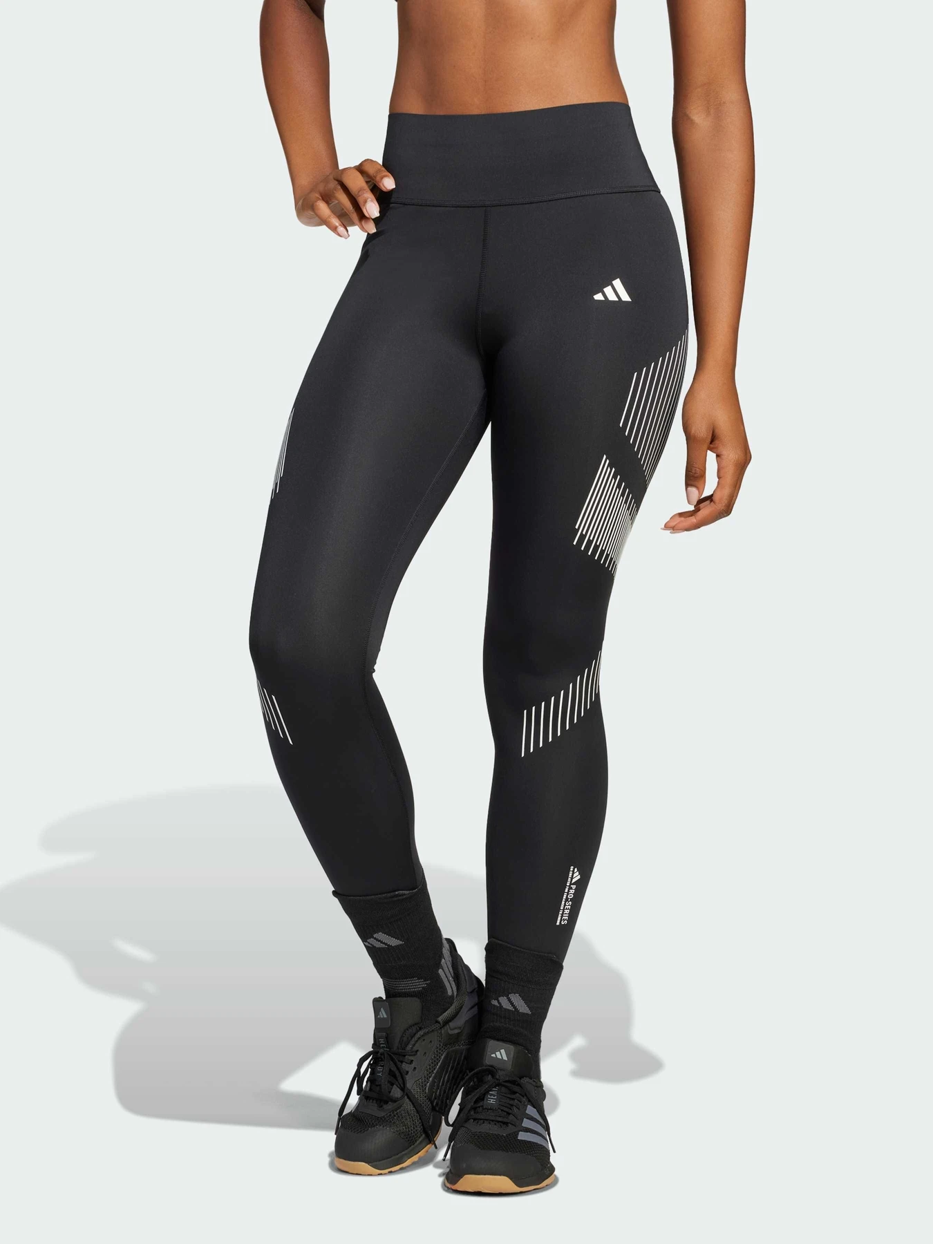 Брюки Adidas модель JI8363 Брюки Adidas модель JI8363 Фото
