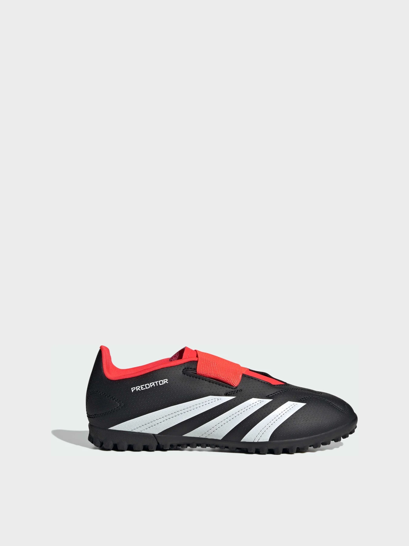 Кроссовки Adidas Predator модель IG5430 Кроссовки Adidas Predator модель IG5430 Фото