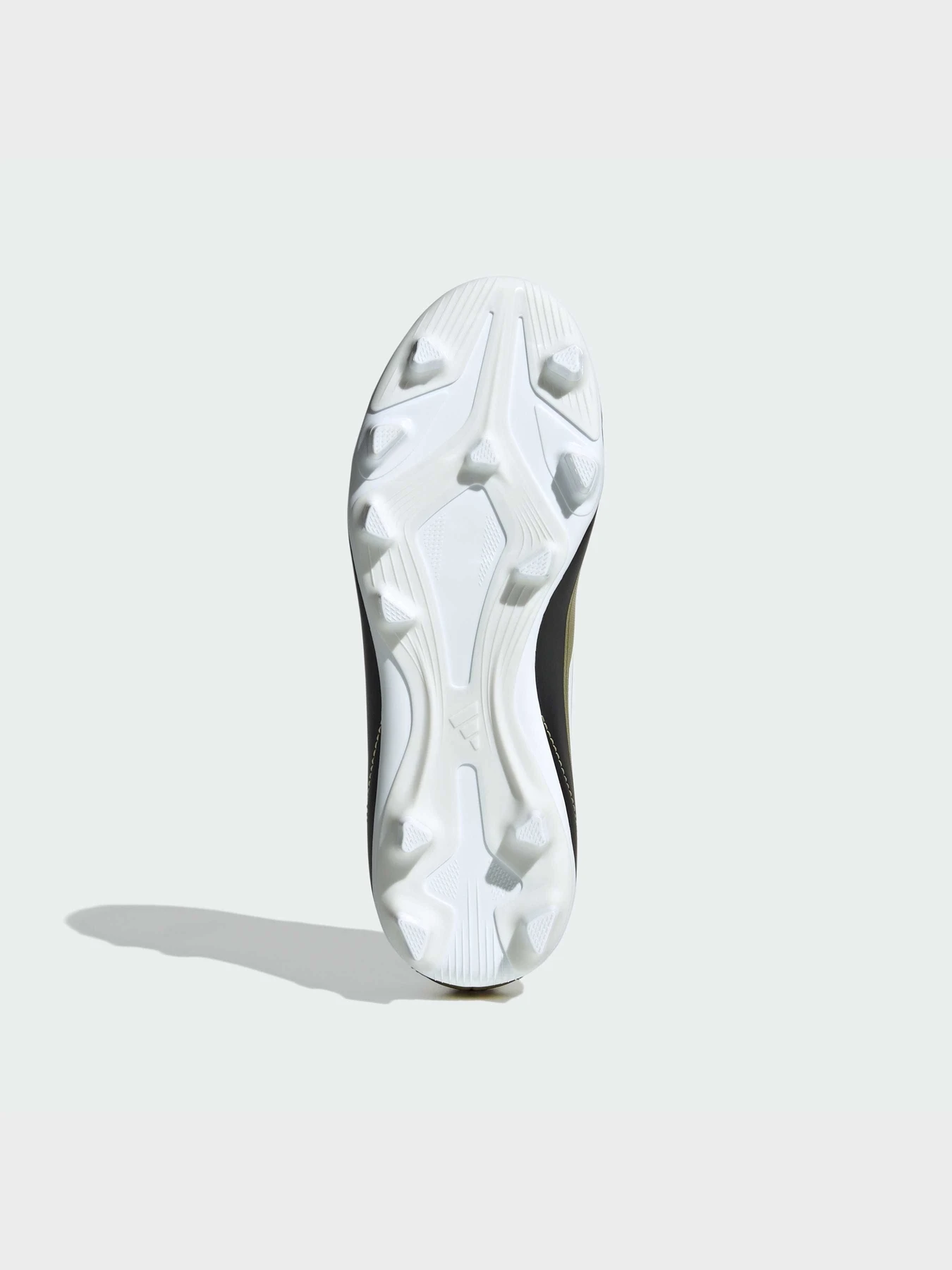 Кроссовки Adidas модель IG9319 Кроссовки Adidas модель IG9319 Фото