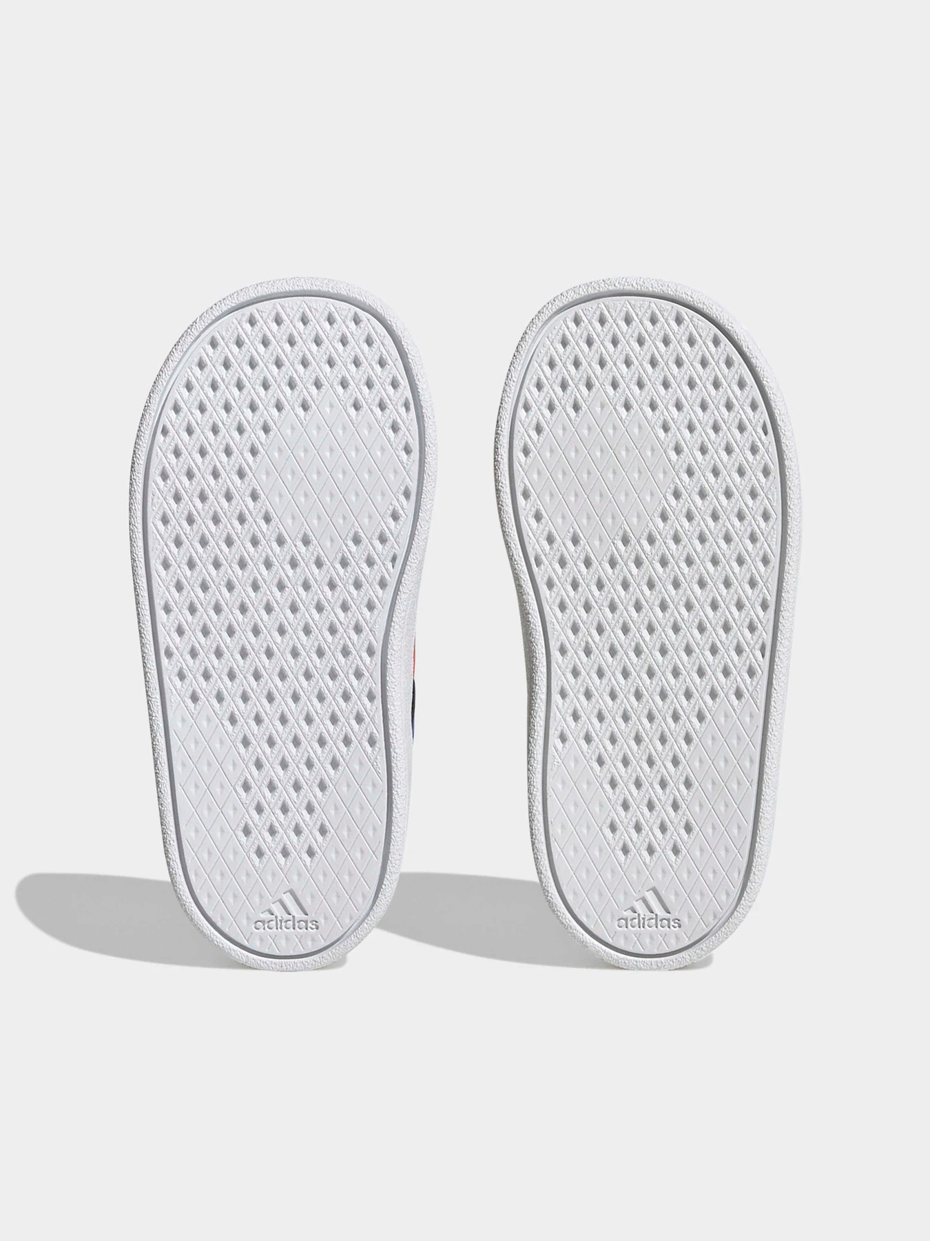 Кроссовки Adidas модель HP8971 Кроссовки Adidas модель HP8971 Фото