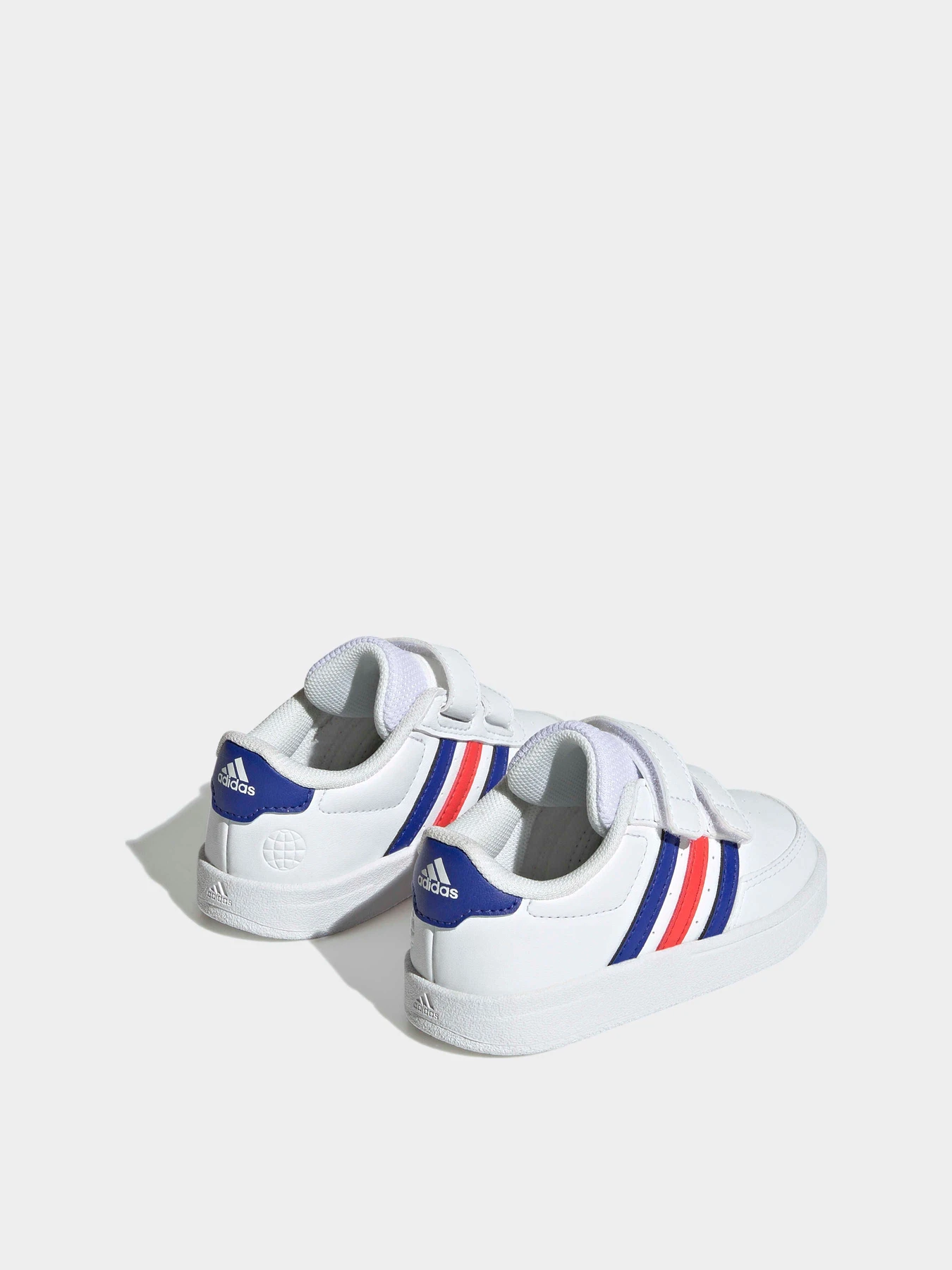 Кроссовки Adidas модель HP8971 Кроссовки Adidas модель HP8971 Фото