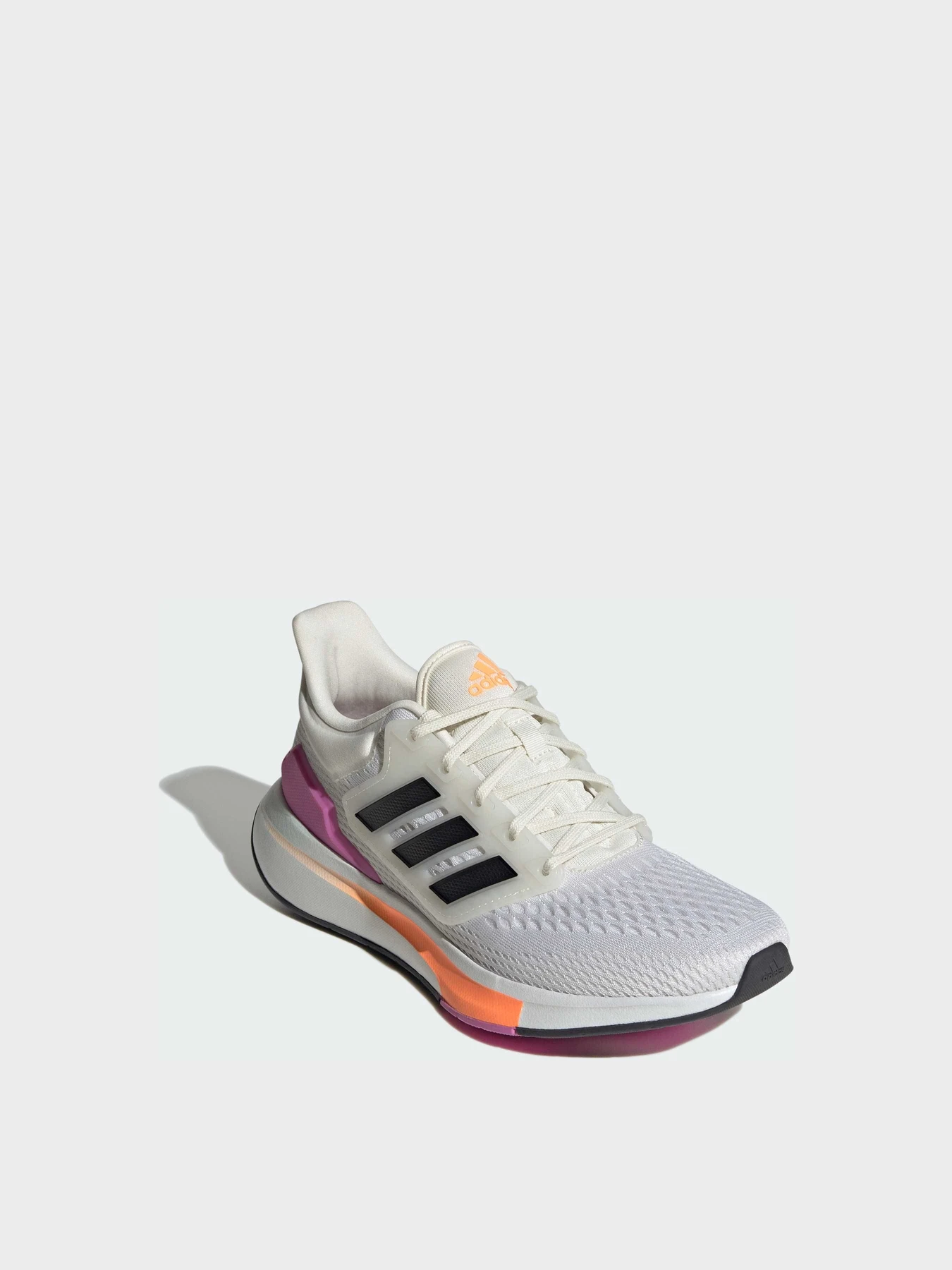 Кроссовки Adidas модель GY2208 Кроссовки Adidas модель GY2208 Фото