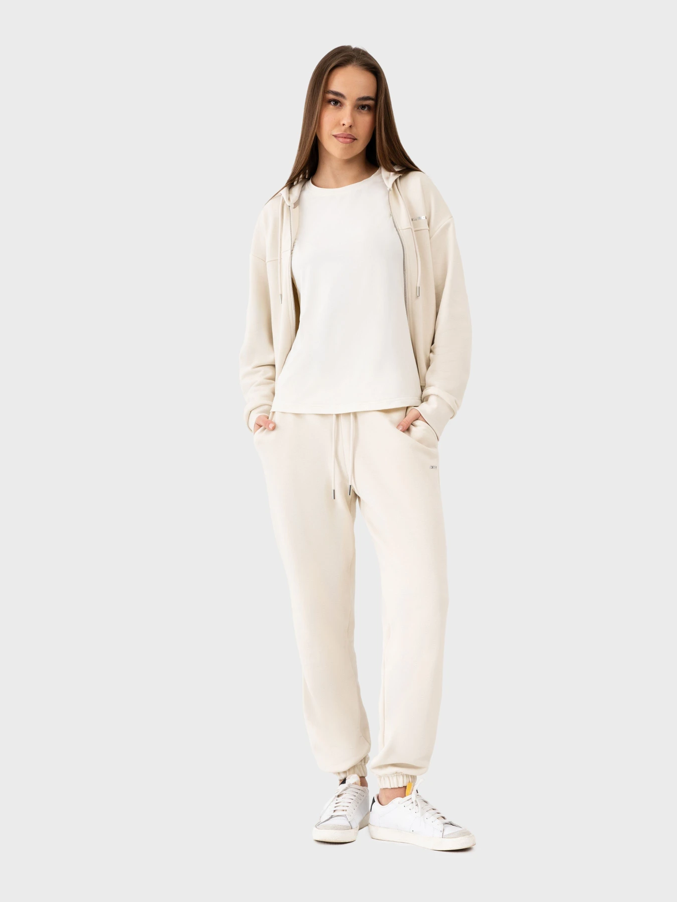 Костюмы AVECS модель 50473_7 Костюмы AVECS модель 50473_7 Фото