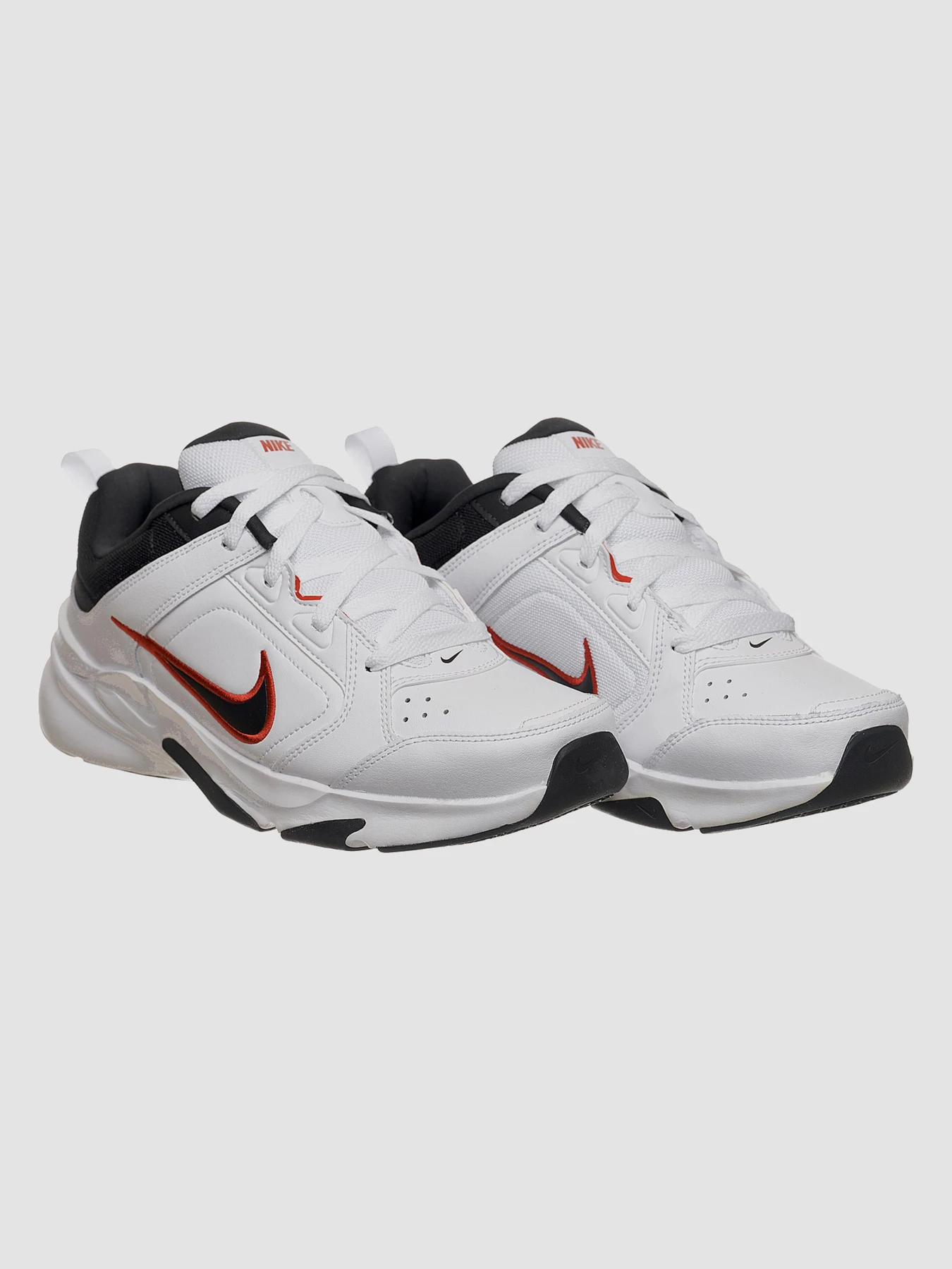 Кросівки NIKE Defyallday модель DJ1196-101 Фото