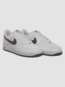 Кросівки NIKE Air Force 1 Low Retro модель DM0576-100 Фото