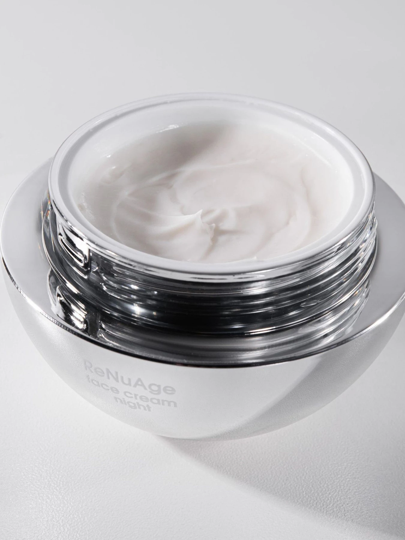 Нічний крем для антивікового догляду ReNuAge CollaGenious Plump Night Cream Hillary модель HI-08-978 Нічний крем для антивікового догляду ReNuAge CollaGenious Plump Night Cream Hillary модель HI-08-978 Фото