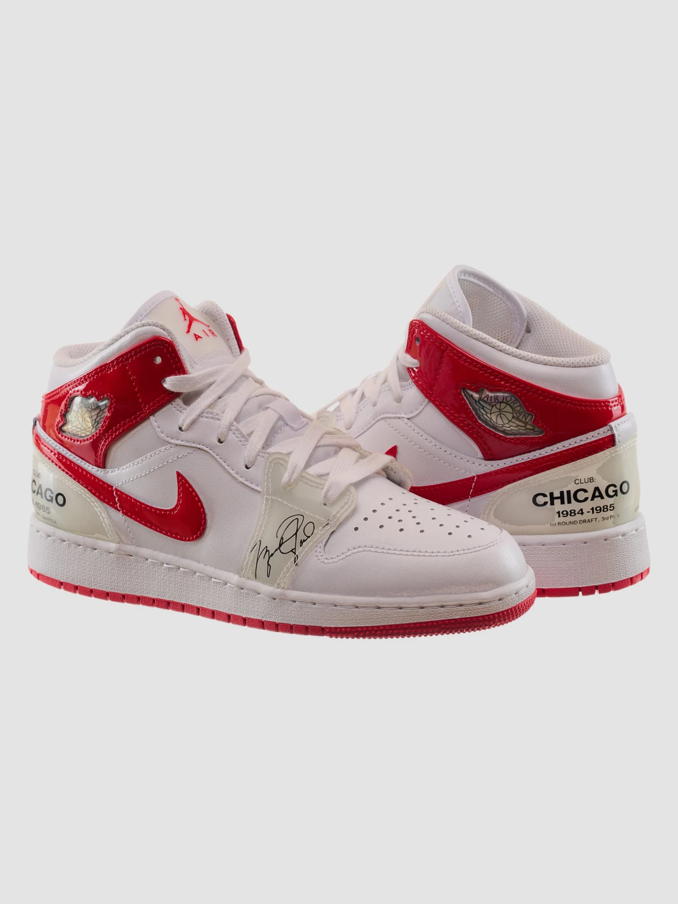 Кросівки Jordan 1 Mid Gs модель DR6496-116 Кросівки Jordan 1 Mid Gs модель DR6496-116 Фото