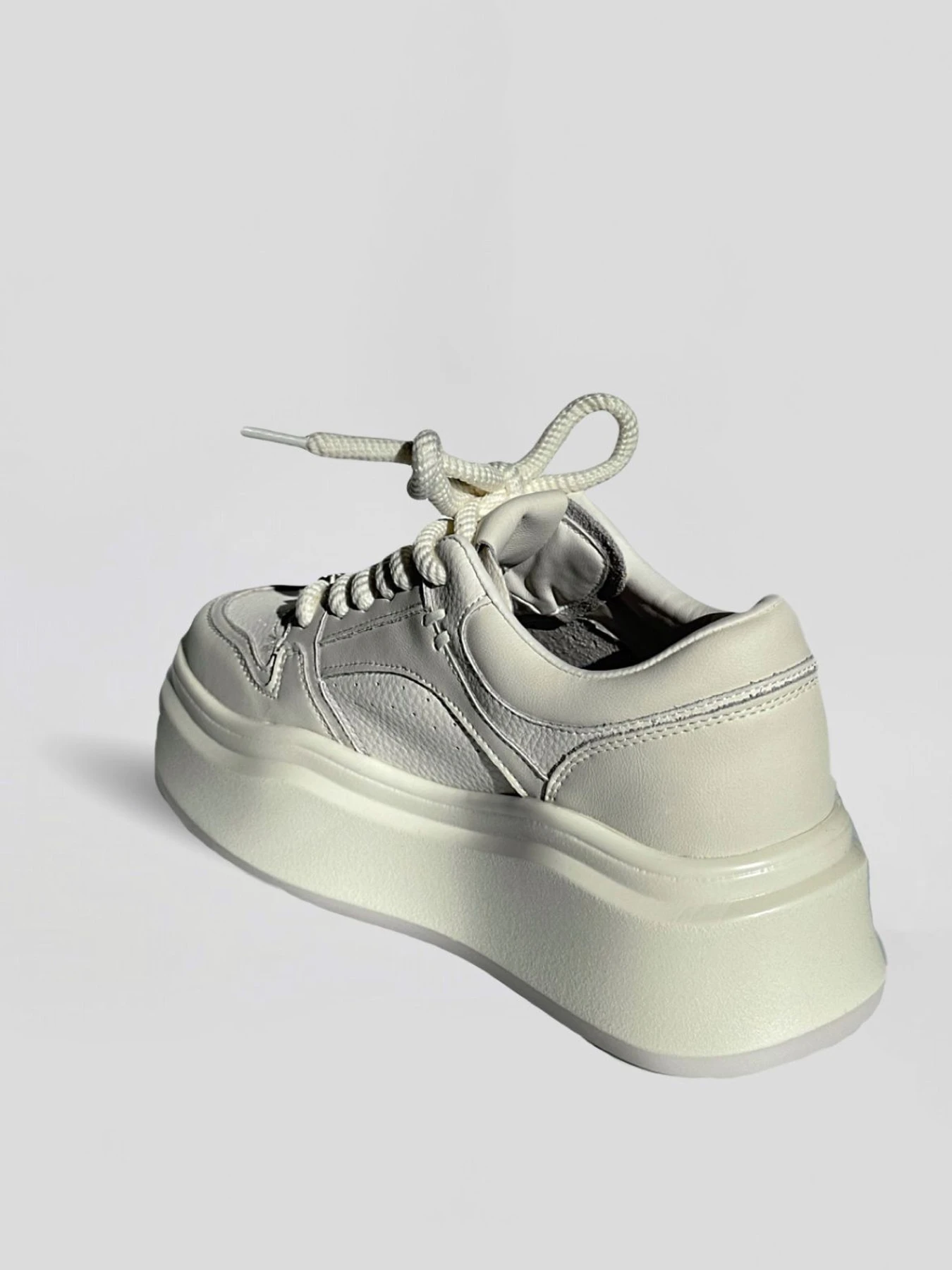 Кроссовки EVIE модель Milk - 5702 Кроссовки EVIE модель Milk - 5702 Фото