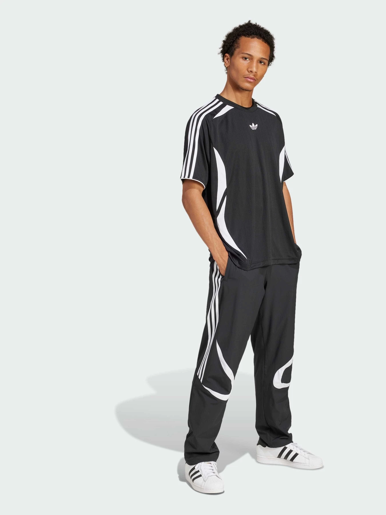 Футболки и поло Adidas Adicolor модель JC6229 Футболки и поло Adidas Adicolor модель JC6229 Фото