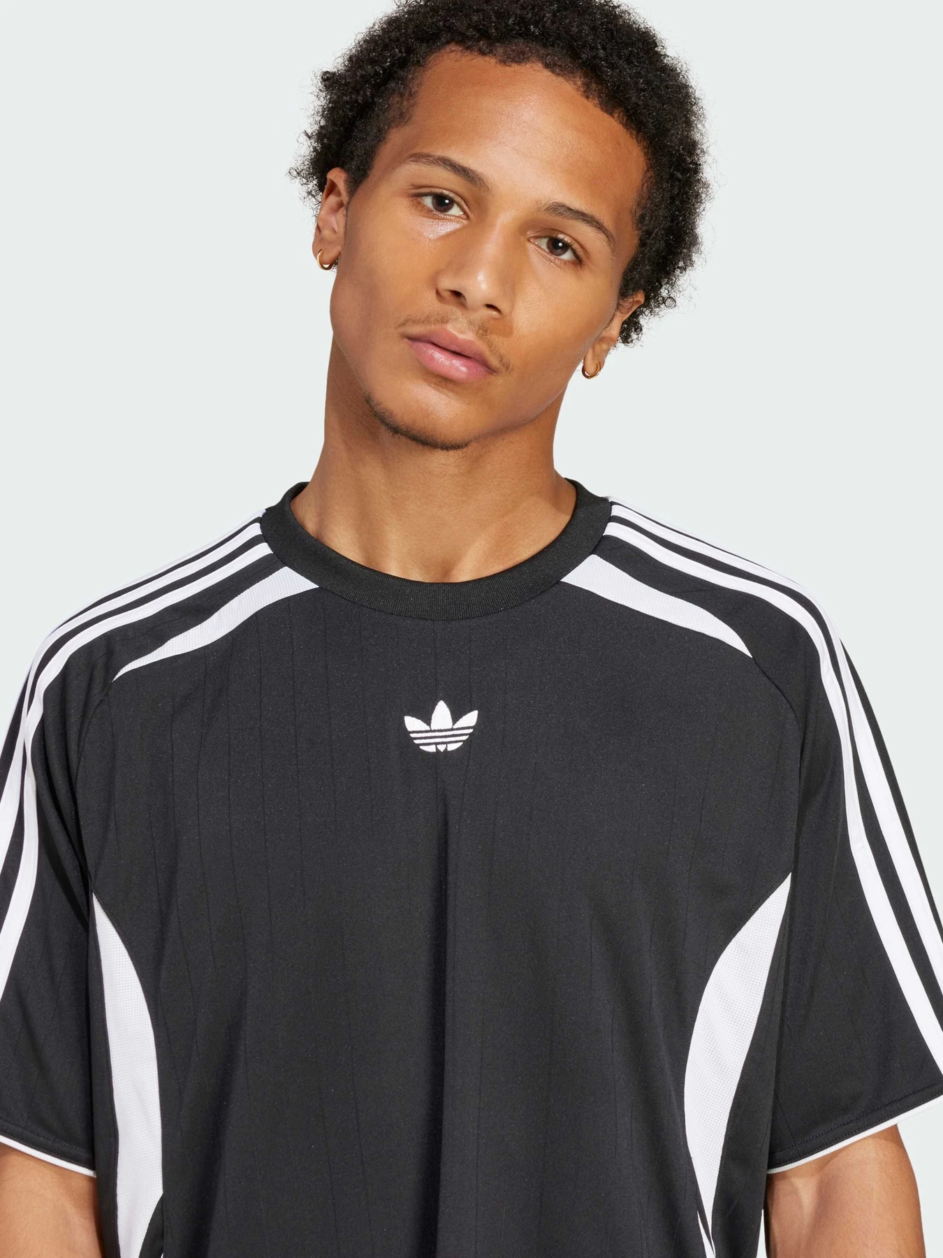 Футболки и поло Adidas Adicolor модель JC6229 Футболки и поло Adidas Adicolor модель JC6229 Фото