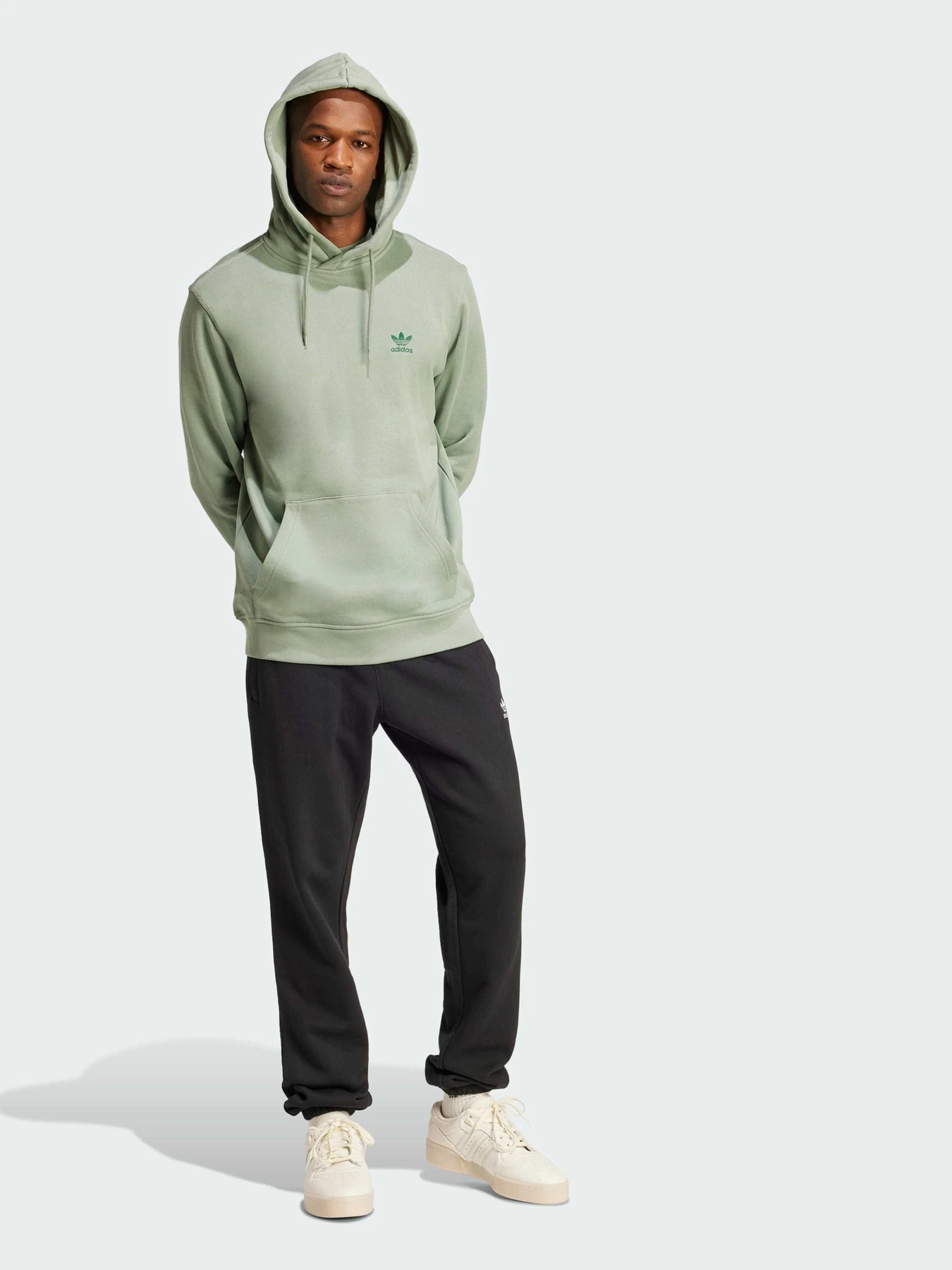 Худи и свитшоты Adidas модель JD2410 Худи и свитшоты Adidas модель JD2410 Фото