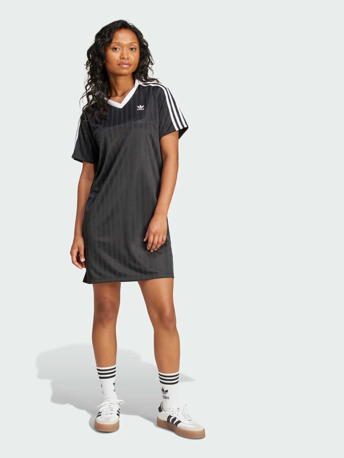 Сукні Adidas Adicolor модель JD2599 Фото