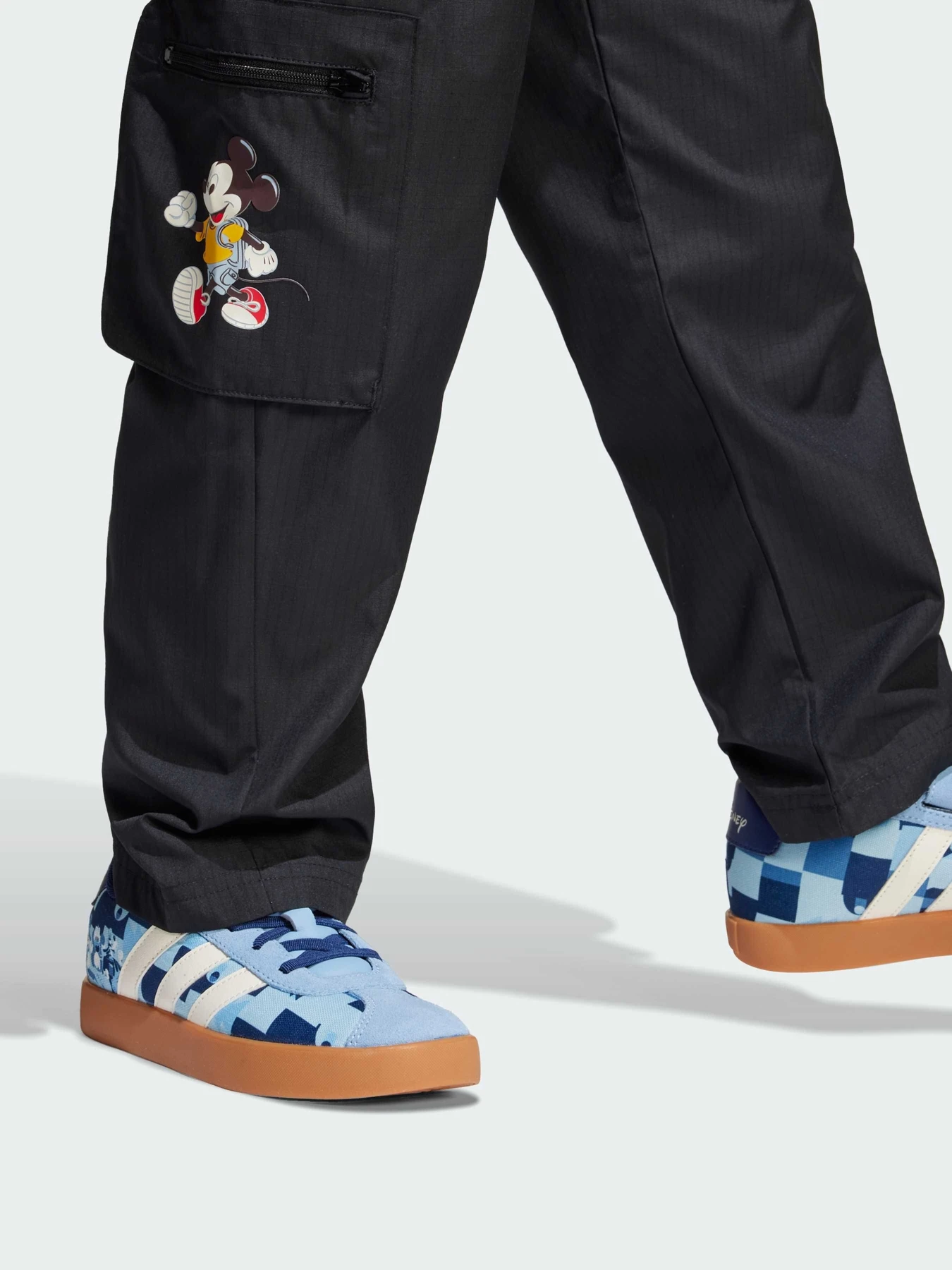 Брюки Adidas x Disney модель JF3643 Фото