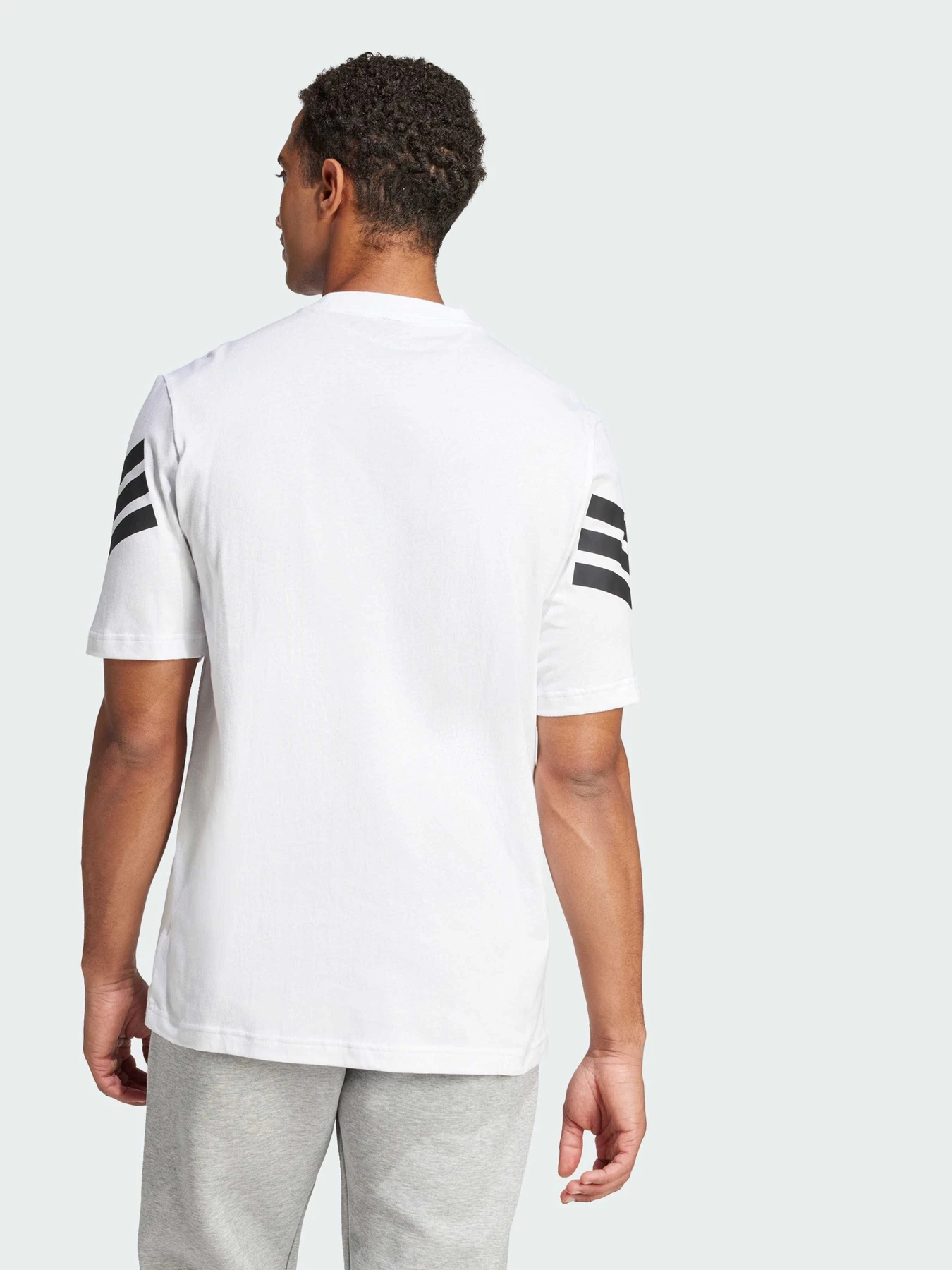 Футболки і поло Adidas 3 Stripes модель JD4880 Футболки і поло Adidas 3 Stripes модель JD4880 Фото